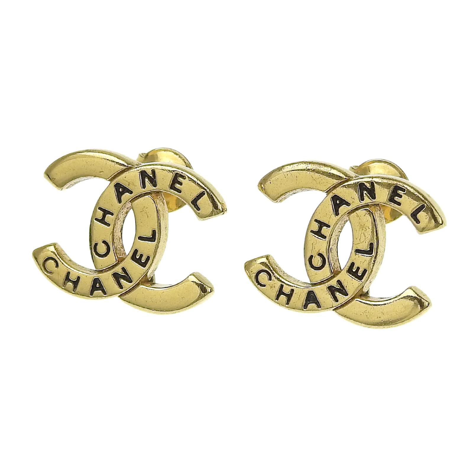 chanel stud earrings cc logo