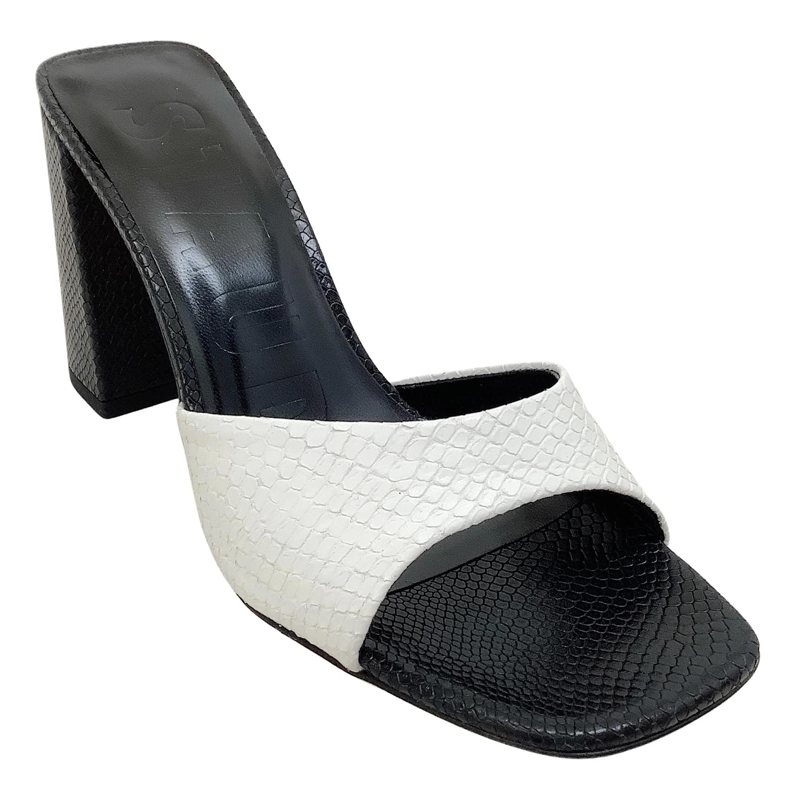サンダル・ミュール Staud Sloane Black Leather Sandals SLOANE HEEL BLACK