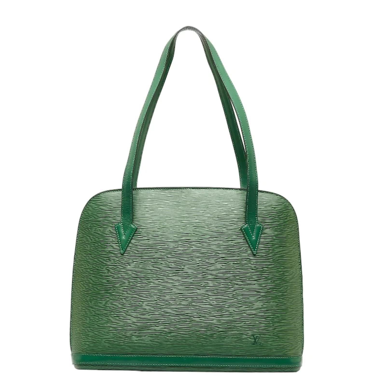 Louis Vuitton Epi Lussac Tote M52284 Green Leather Pony-style calfskin  ref.1028982 - Joli Closet