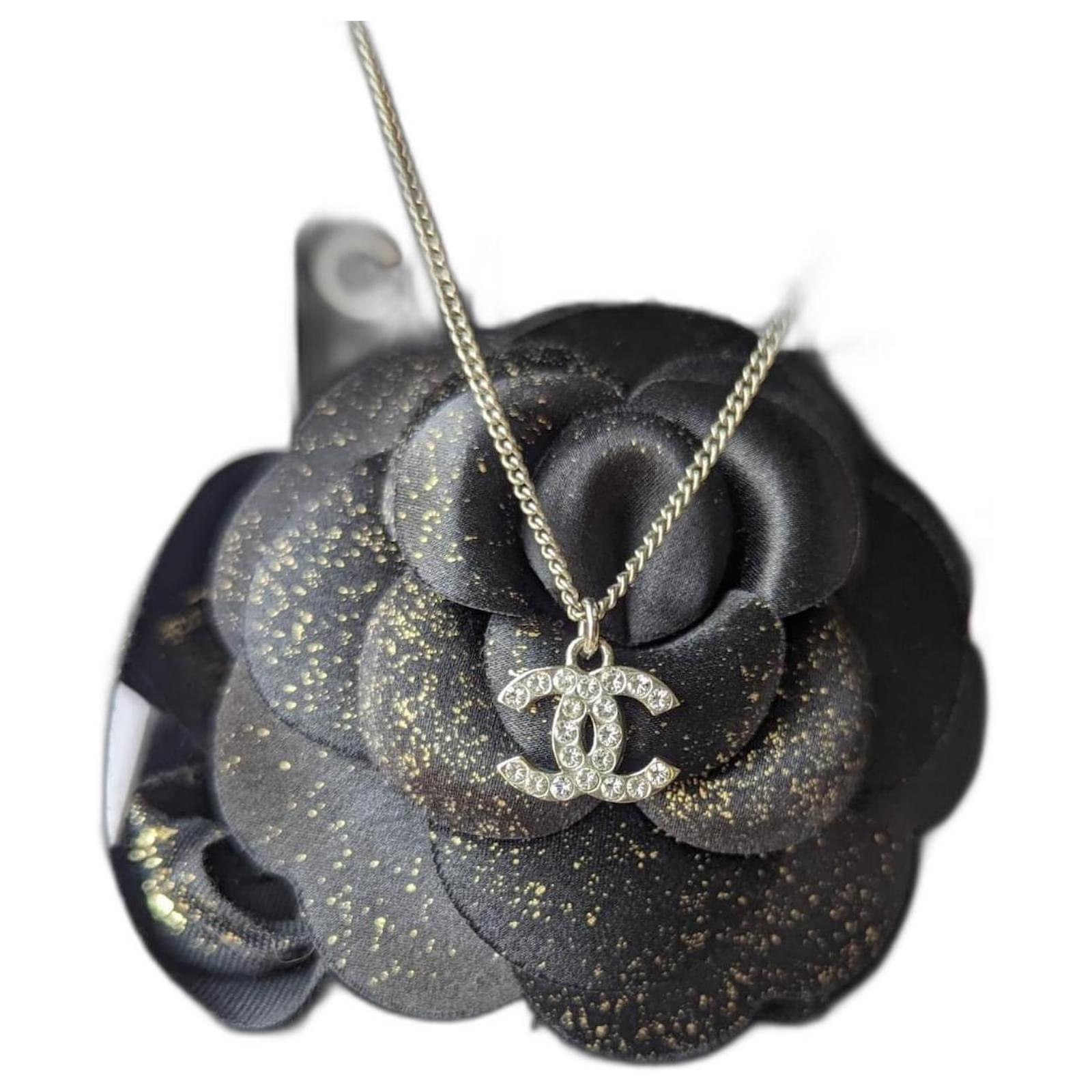 RARE Chanel CC F13V logo classic timeless crystal necklace box tag