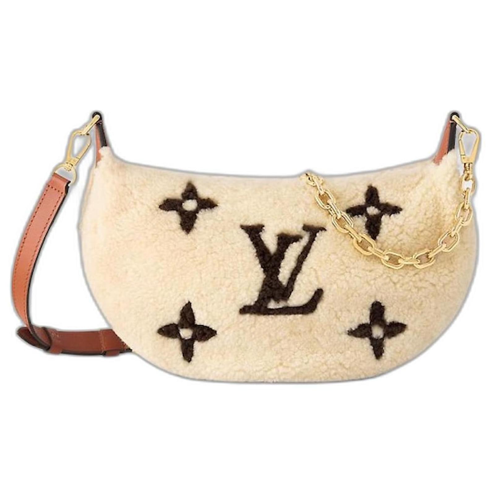 Louis Vuitton LV Over the moon bag Beige Cloth ref.1029805 - Joli Closet