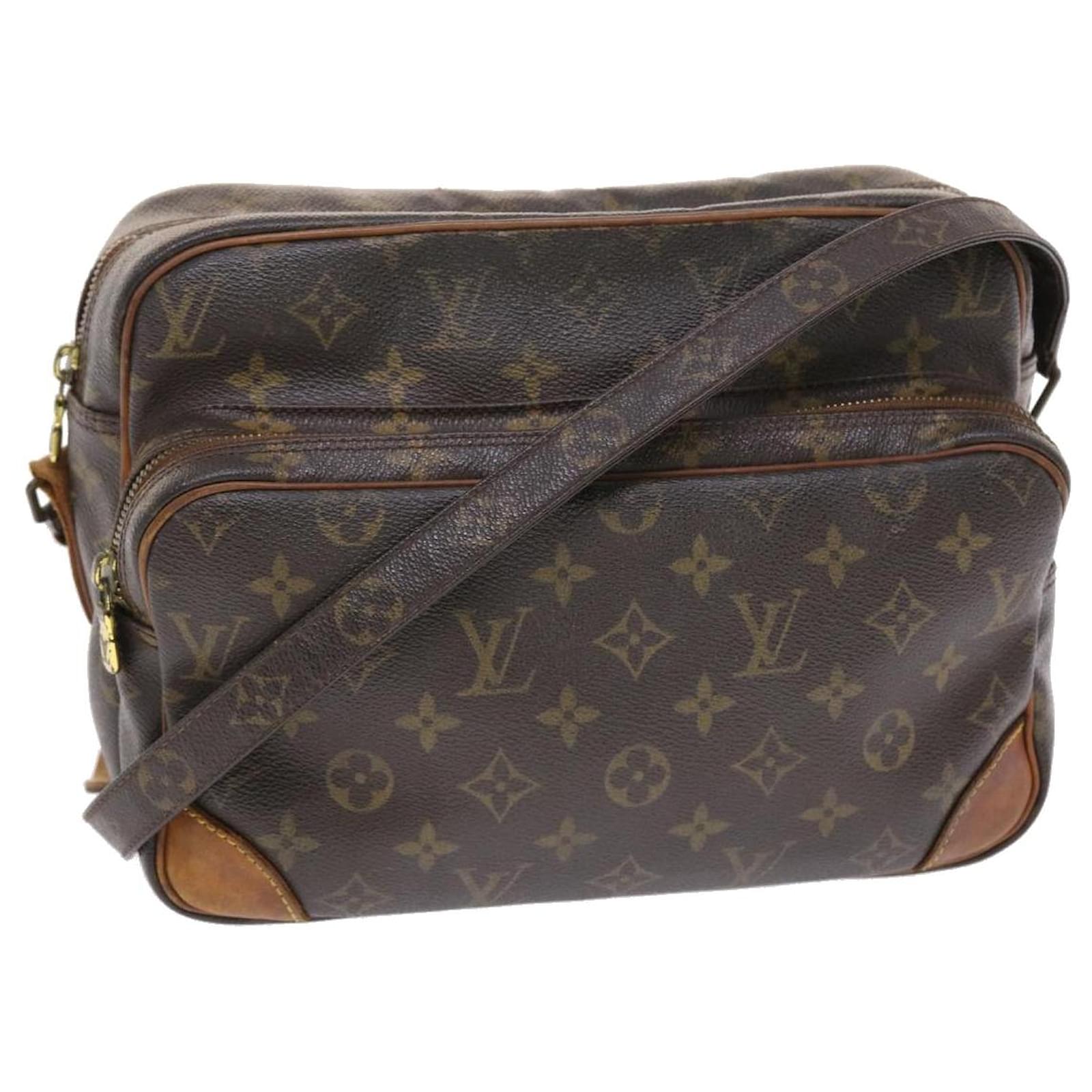 Pre-loved Louis Vuitton Vintage Nile Cloth Crossbody Bag Monogram