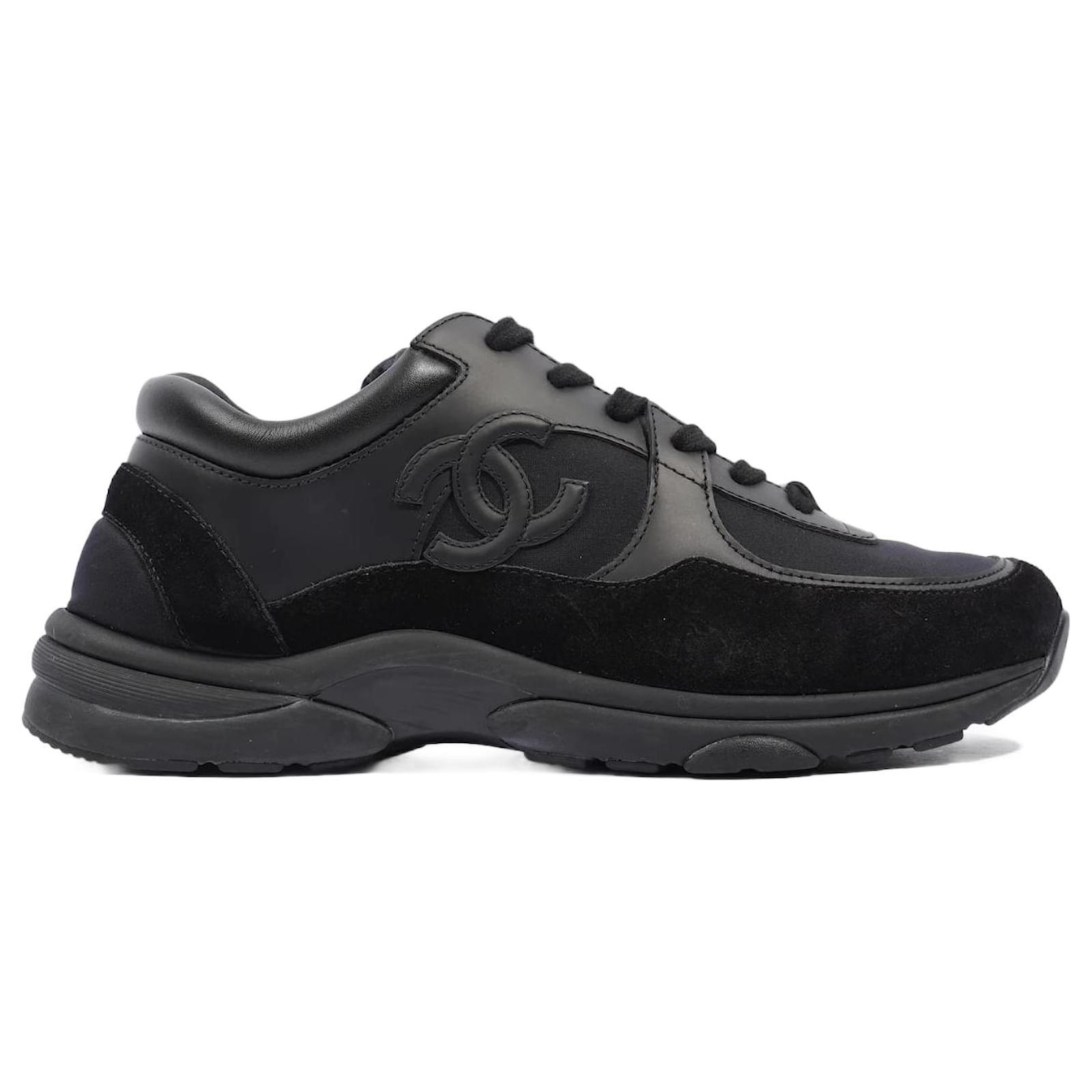 Chanel CC Logo Sneaker Black Leather EU 42 uk 8 ref.1032585 - Joli