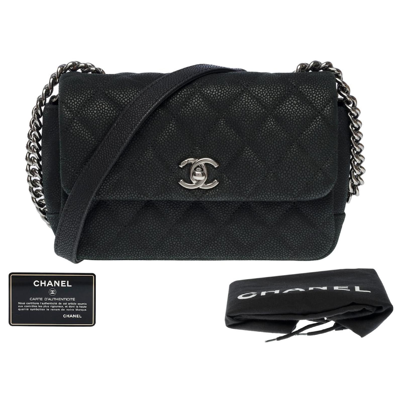 Handbags Chanel Sac Chanel Timeless/Classic Black Leather - 100976