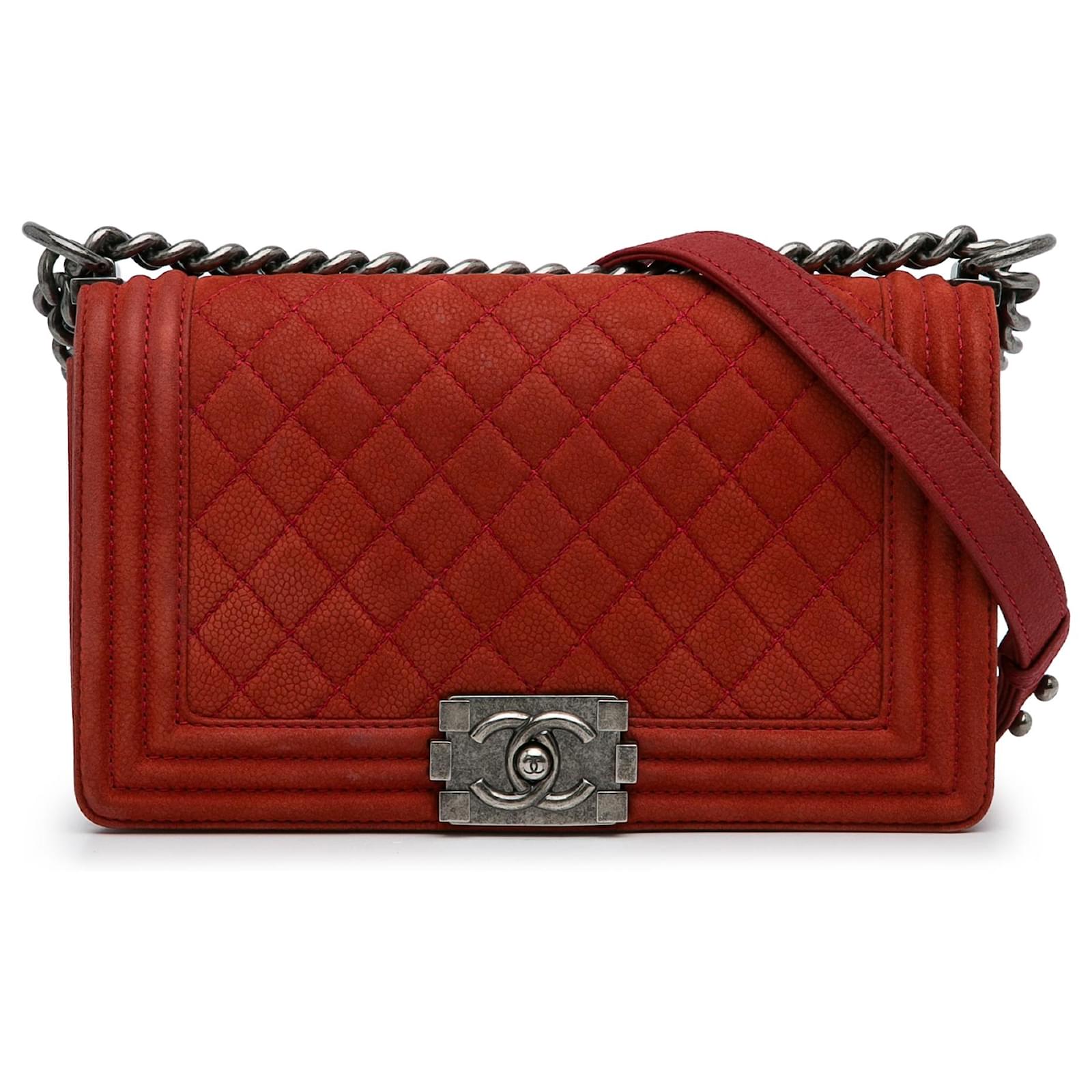 Chanel boy discount red caviar medium