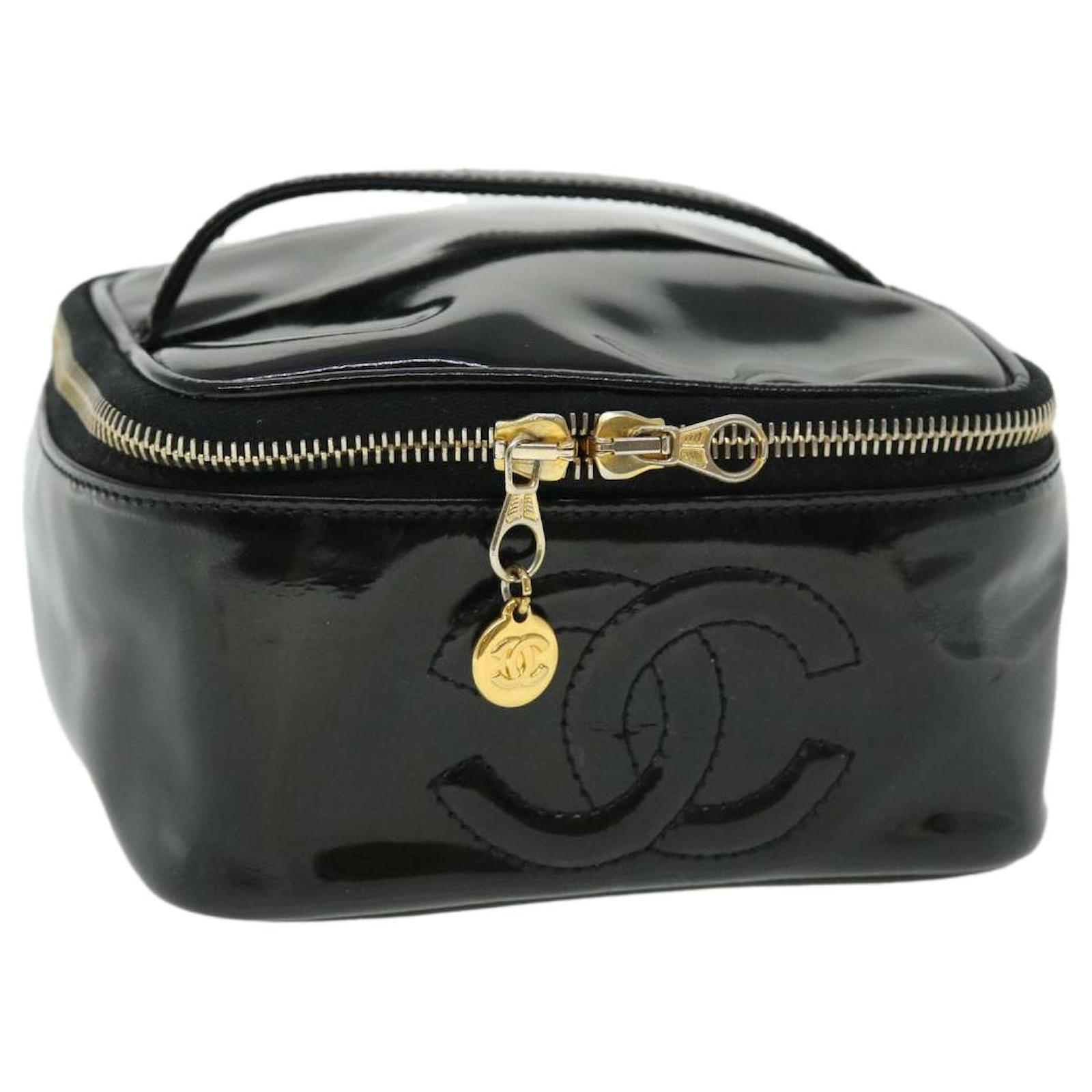 Chanel CC Cosmetic Case Tall Black - US