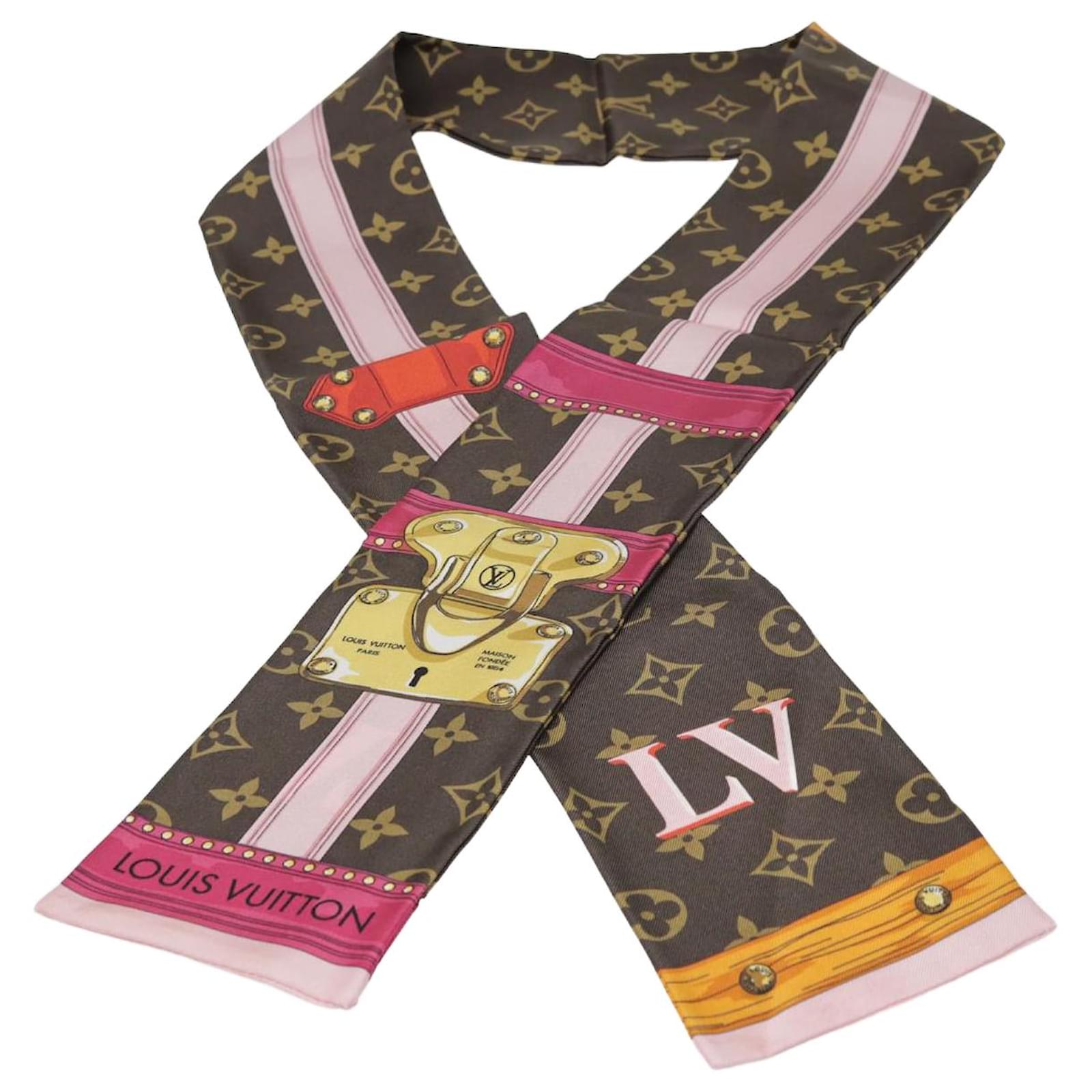 Louis Vuitton Monogram Summer Trunk Print Bandeau Scarf Silk ref.1035510 -  Joli Closet
