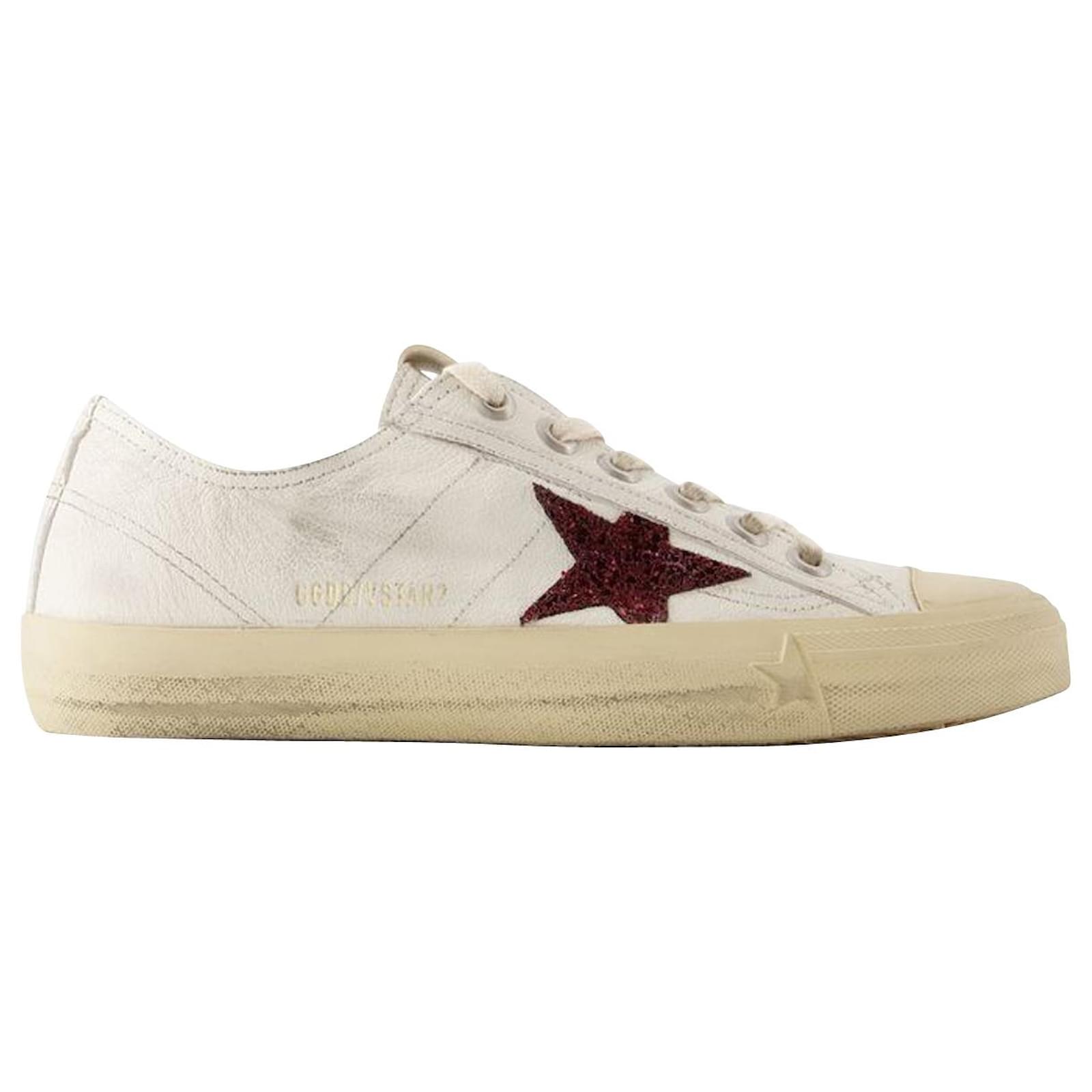 Golden Goose Deluxe Brand V-Star 2 Sneakers - Golden Goose