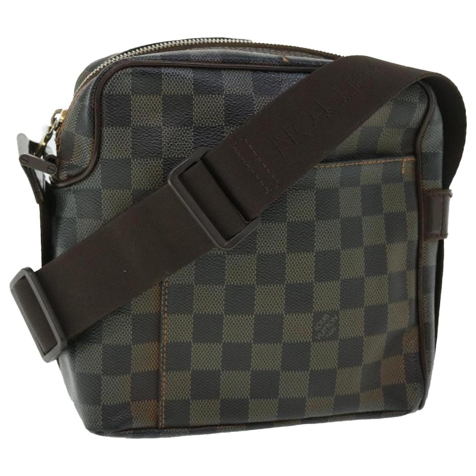 Louis-Vuitton-Damier-Olaf-PM-Cross-Body-Shoulder-Bag-N41442