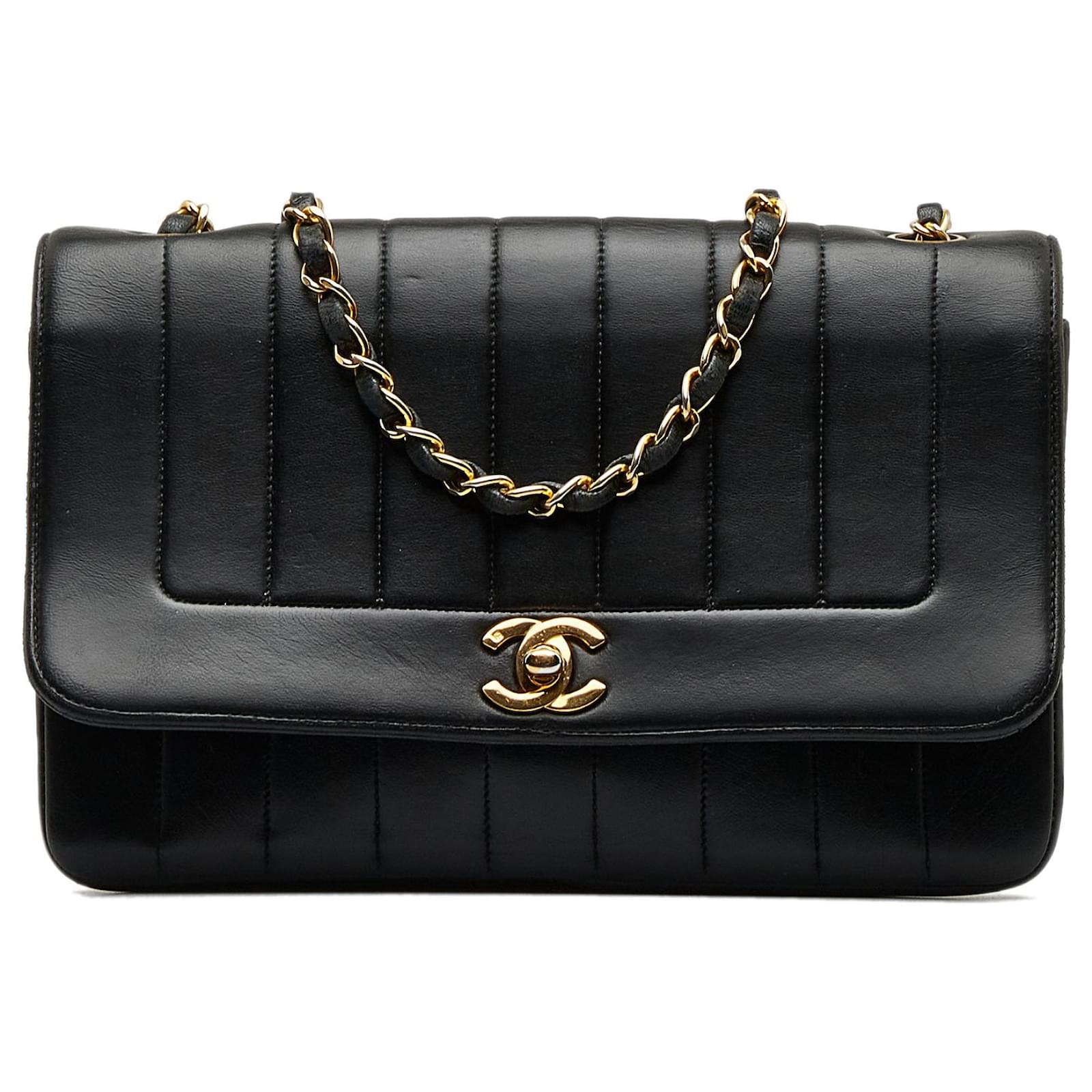 Chanel Black Lambskin Vertical Border Flap Leather ref.1045982
