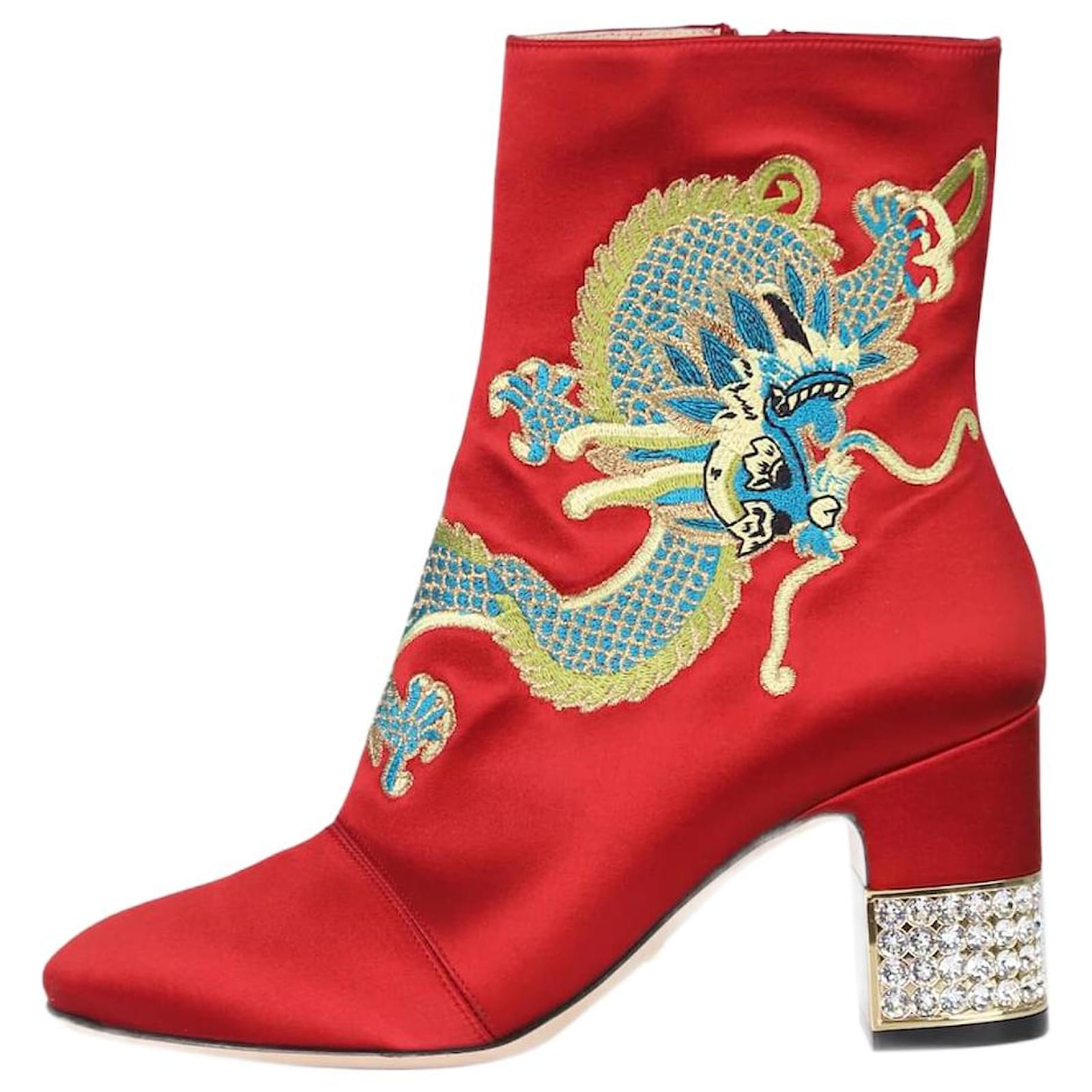 Gucci red 2024 dragon boots