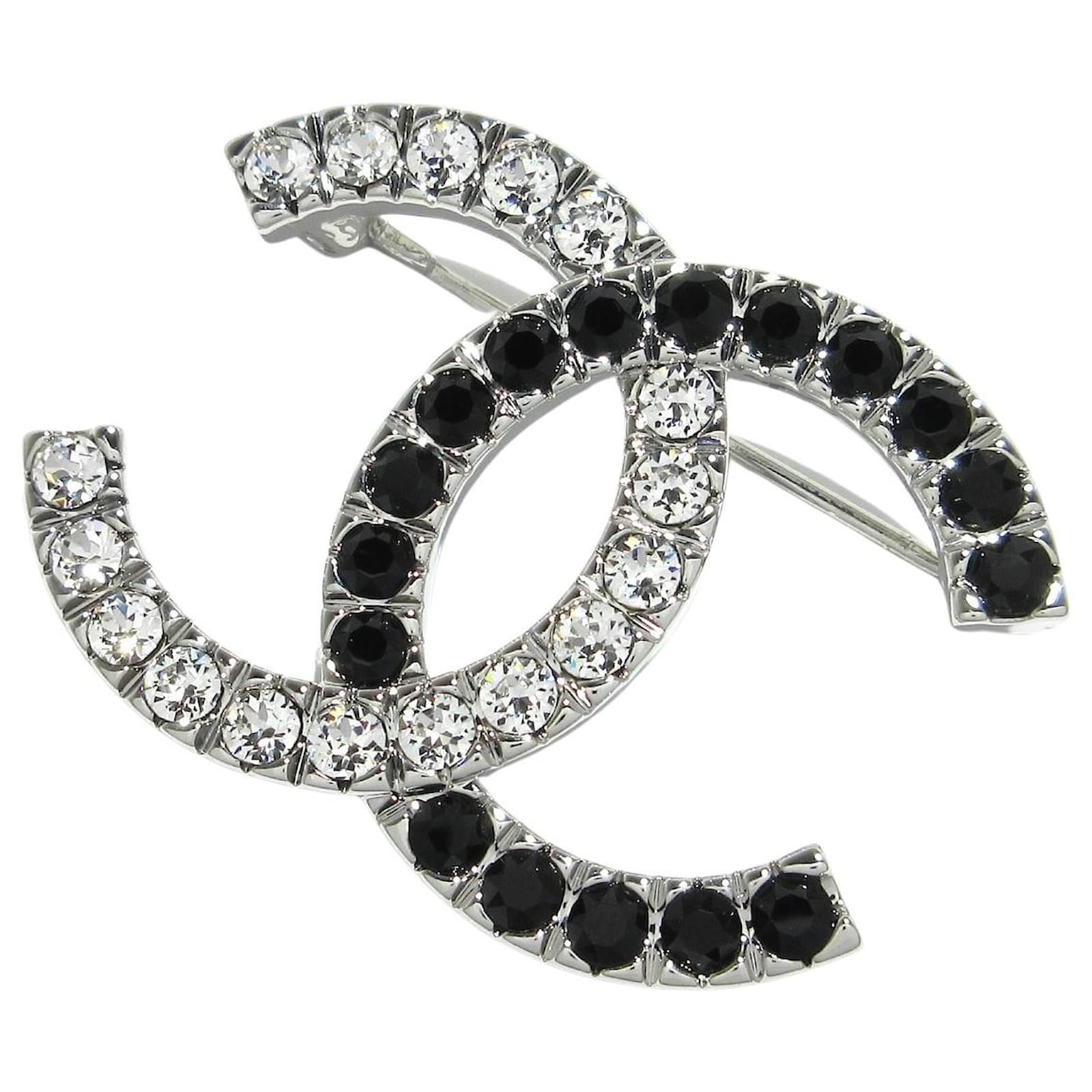 CHANEL 08P COCO Mark Pearl Valletta hair accessory Black White main image 1