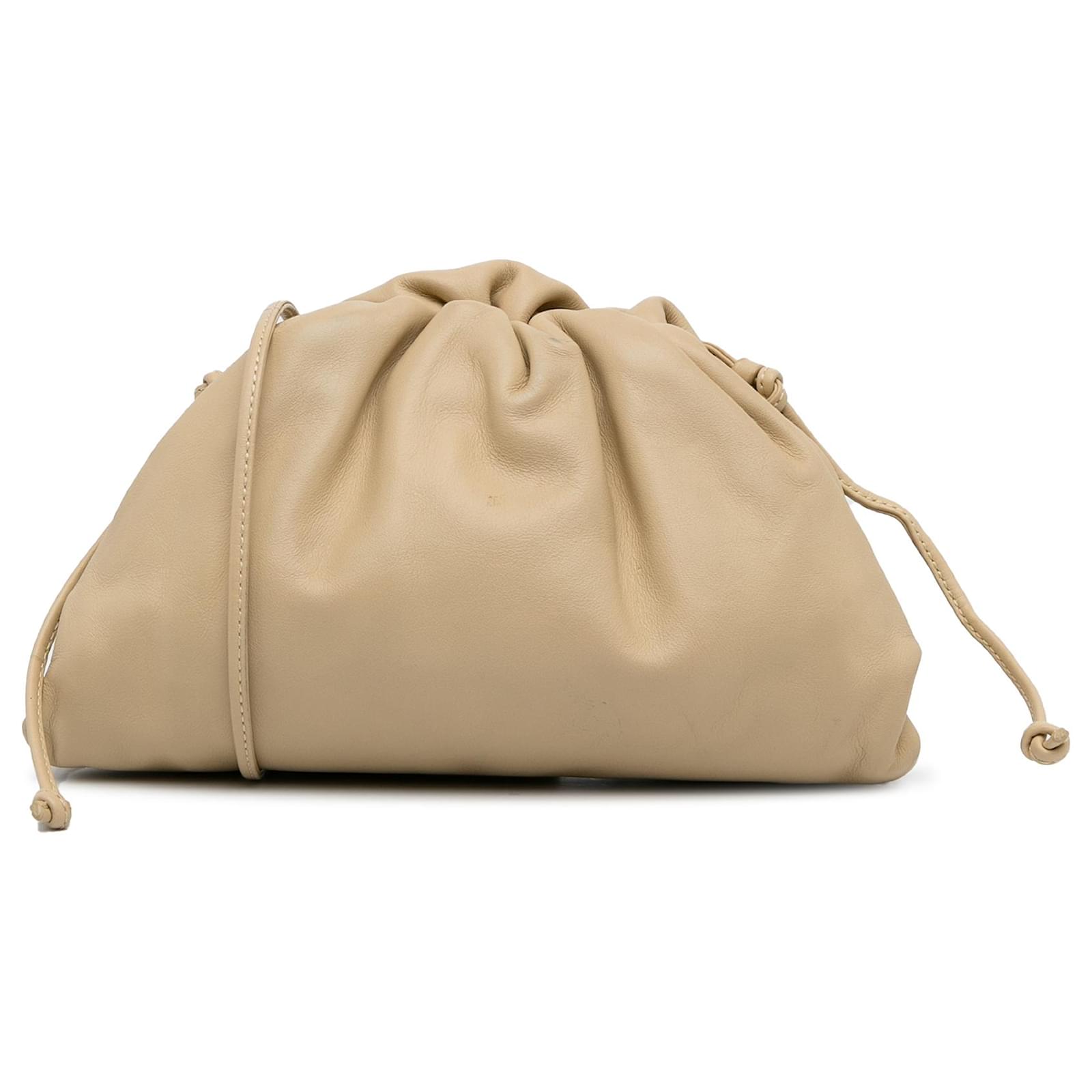 Bottega veneta best sale pouch beige