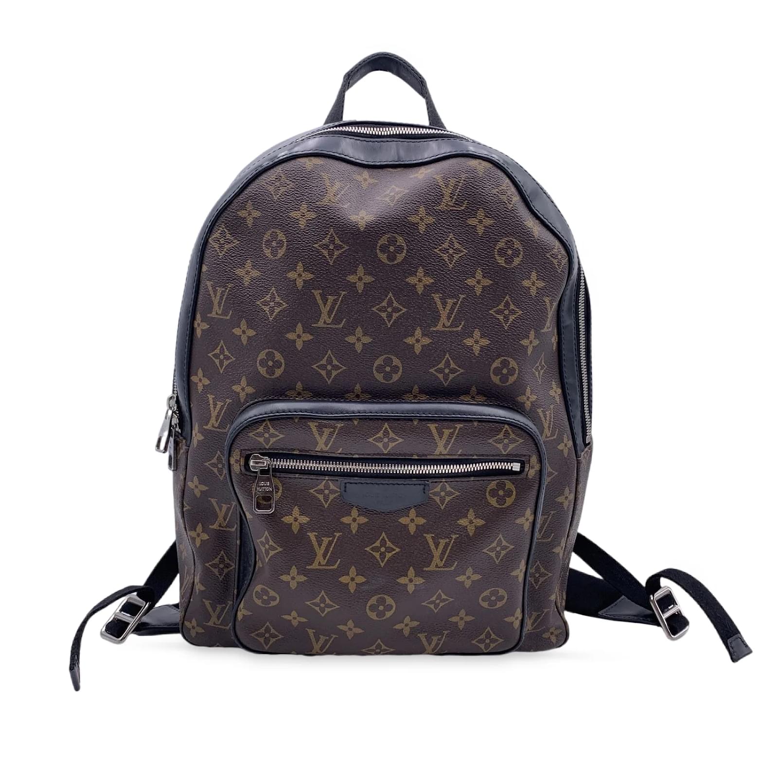 Mochila LOUIS VUITTON Christopher MM Lona Monogram Macassar de segunda mano