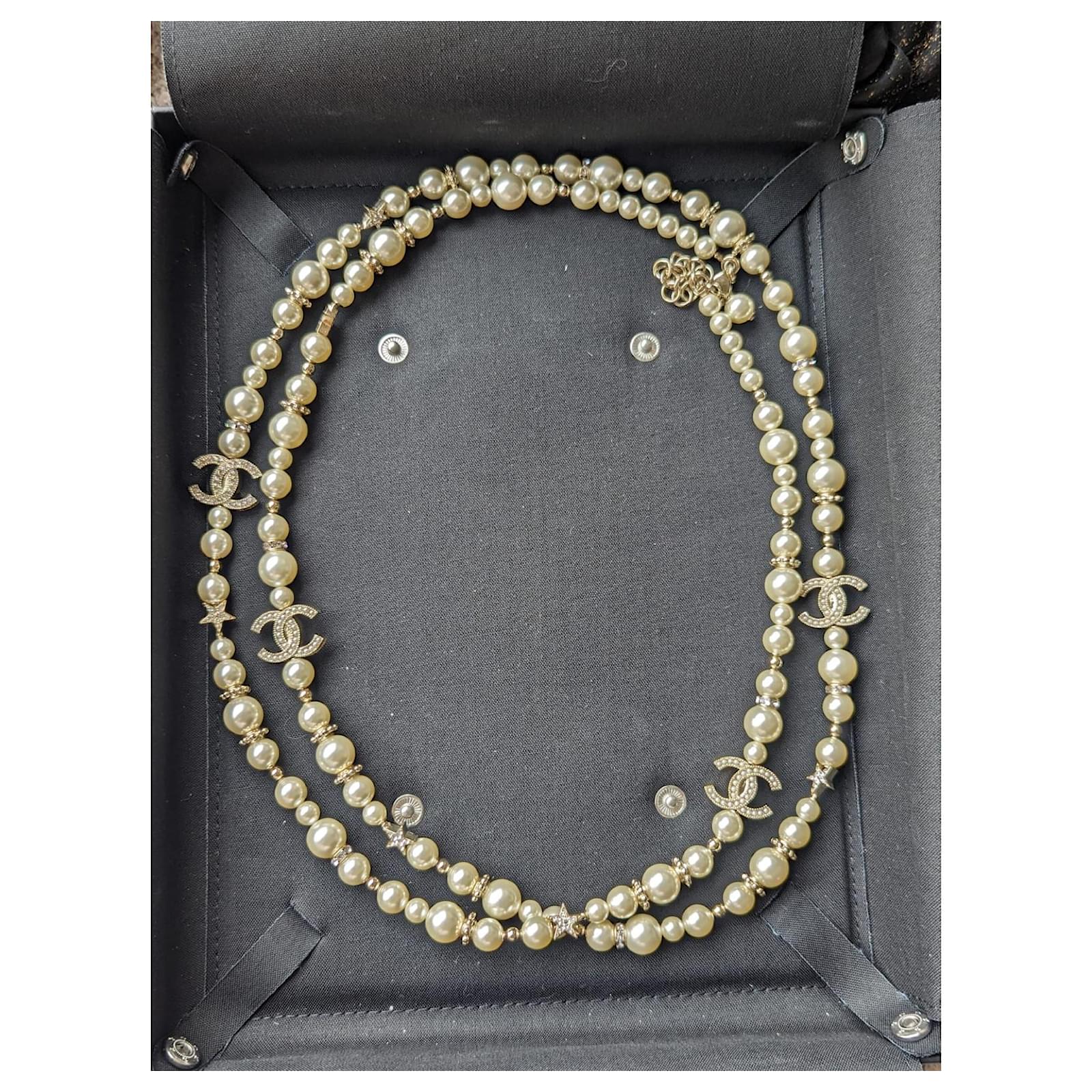 Chanel CC White Pearl and Crystal Long Necklace – Dandelion Antiques