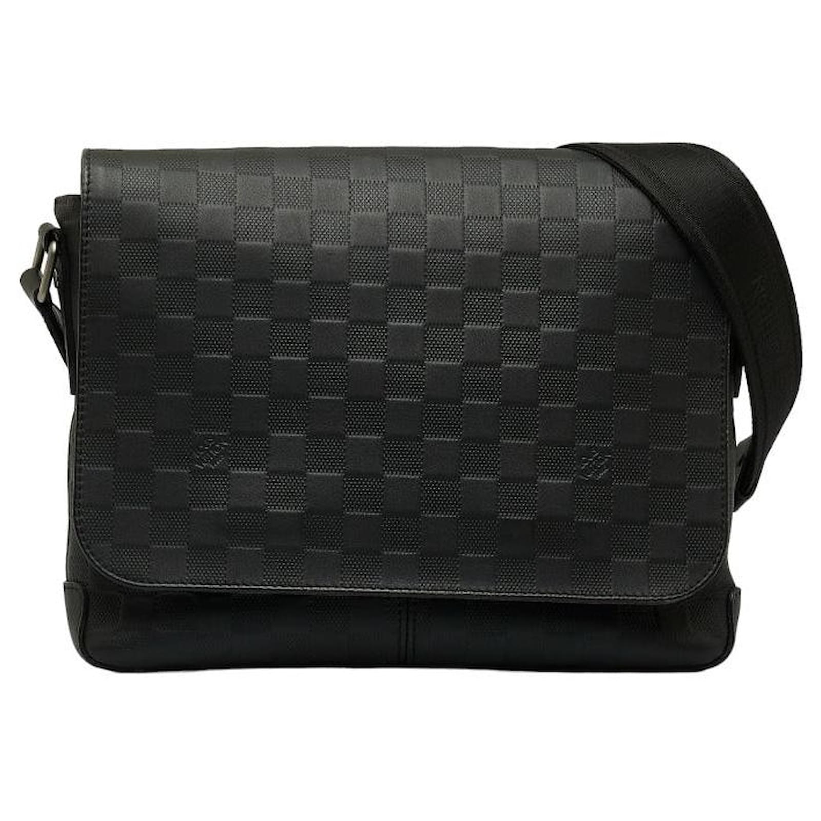 Louis Vuitton District Messenger Bag Damier Infini Leather PM