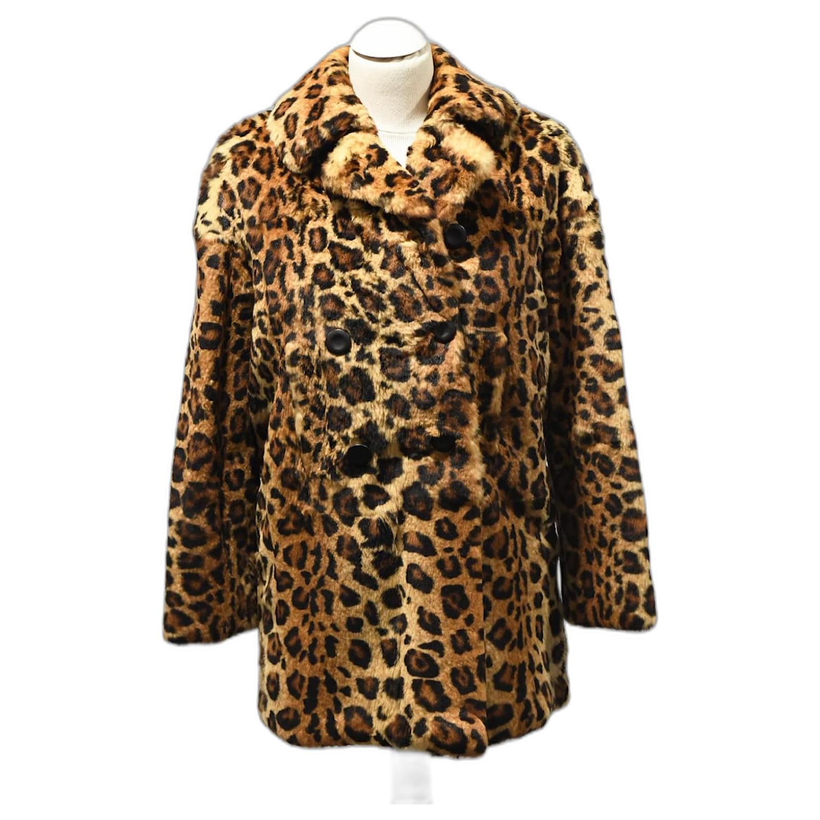 Sprung Freres Shaved rabbit pea coat Leopard print Sprung Brothers ref.1058227 Joli Closet