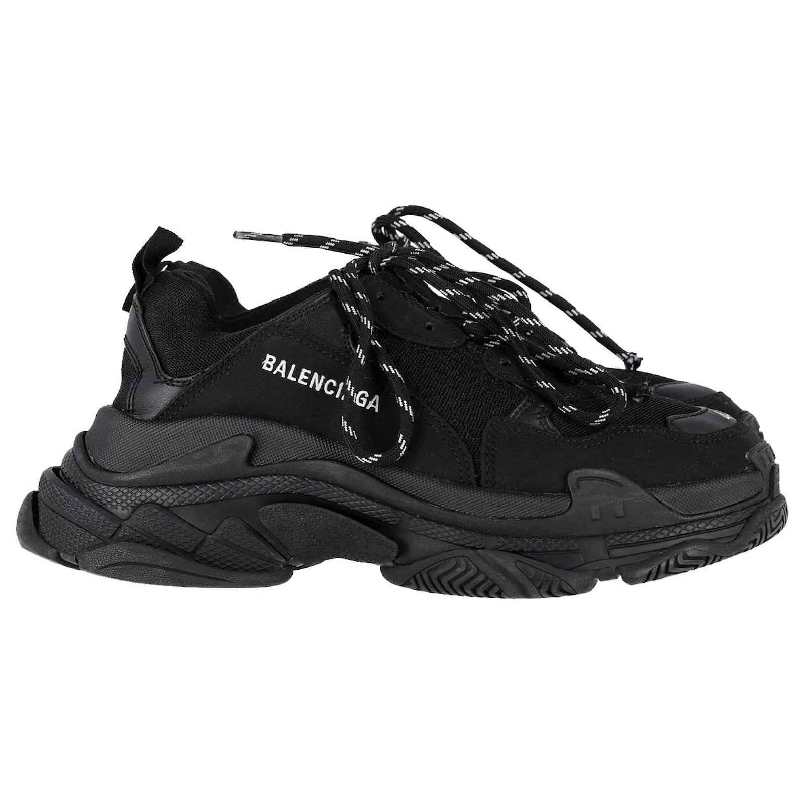 Balenciaga triple deals s simili