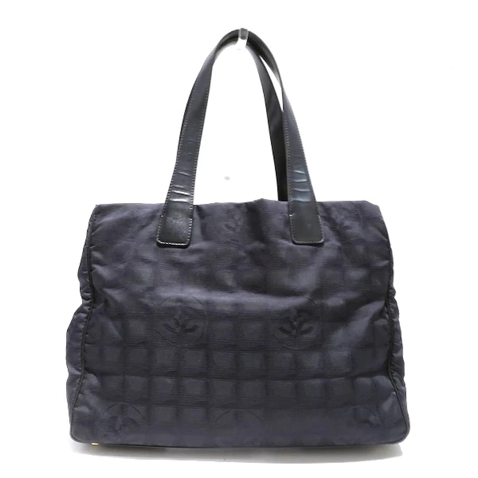 Chanel New Travel Line Tote Bag A15991 Black Cloth Nylon ref.1061092 - Joli  Closet