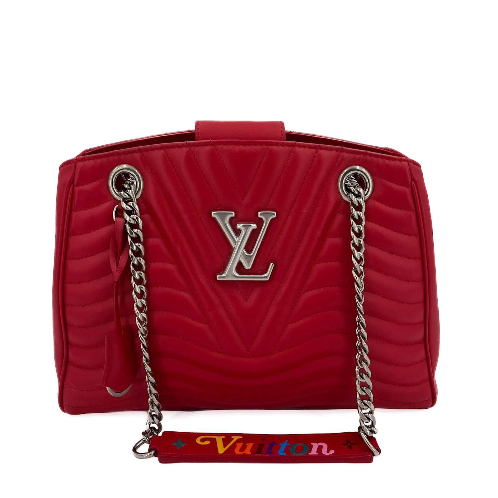 Louis Vuitton New Wave Chain Tote - Red Crossbody Bags, Handbags -  LOU573057