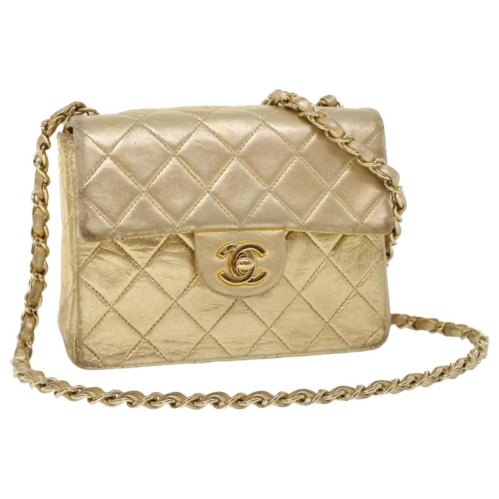 CHANEL Matelasse Turn Lock Chain Shoulder Bag Lamb Skin Gold CC