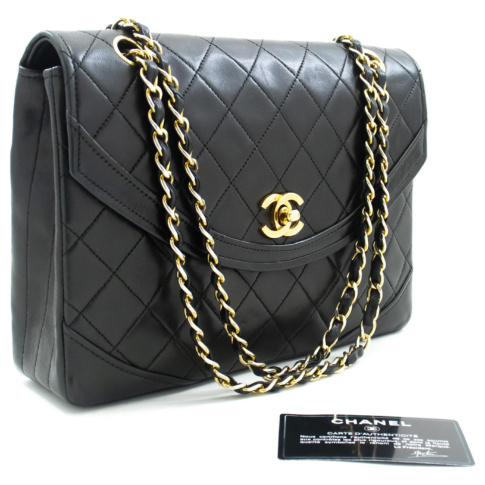 CHANEL Half Moon Chain Shoulder Bag Crossbody Black Quilted Flap Leather  ref.1069006 - Joli Closet
