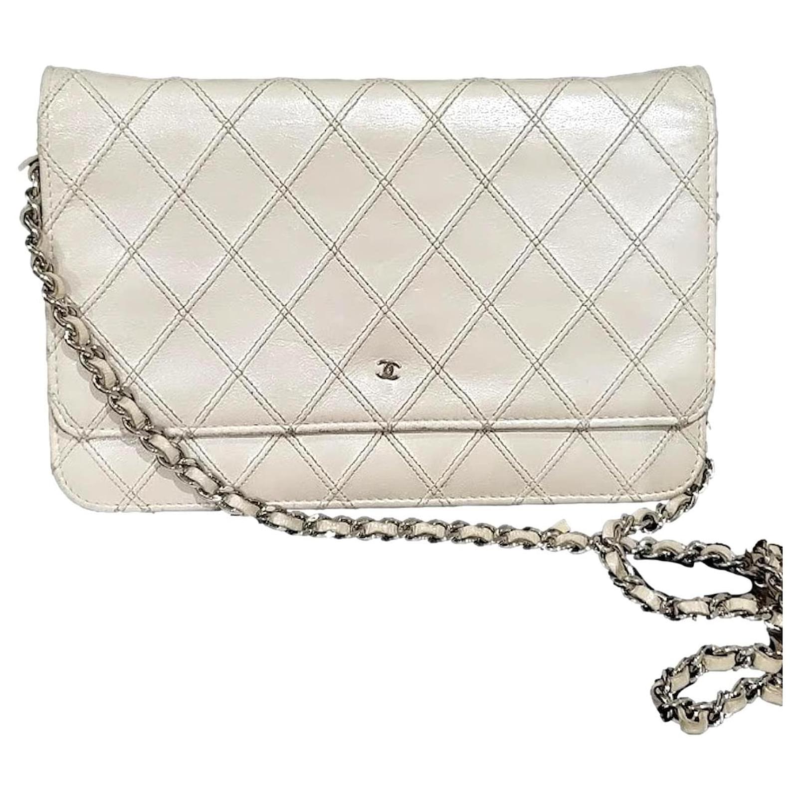 Chanel WALLET ON CHAIN WHITE BEIGE Lambskin ref.1071504 - Joli Closet