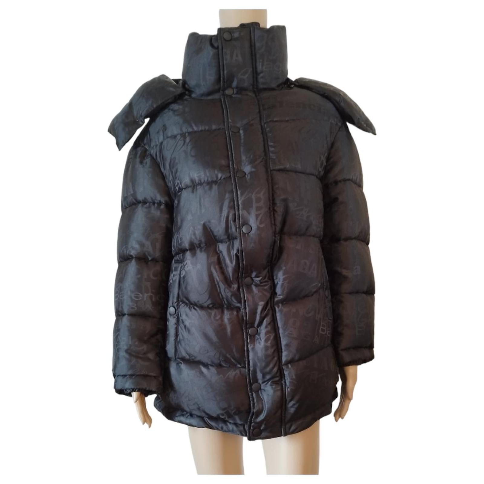 Balenciaga black down jacket New Swing Synthetic ref.1074235 Balenciaga black down jacket New Swing Synthetic ref.1074235