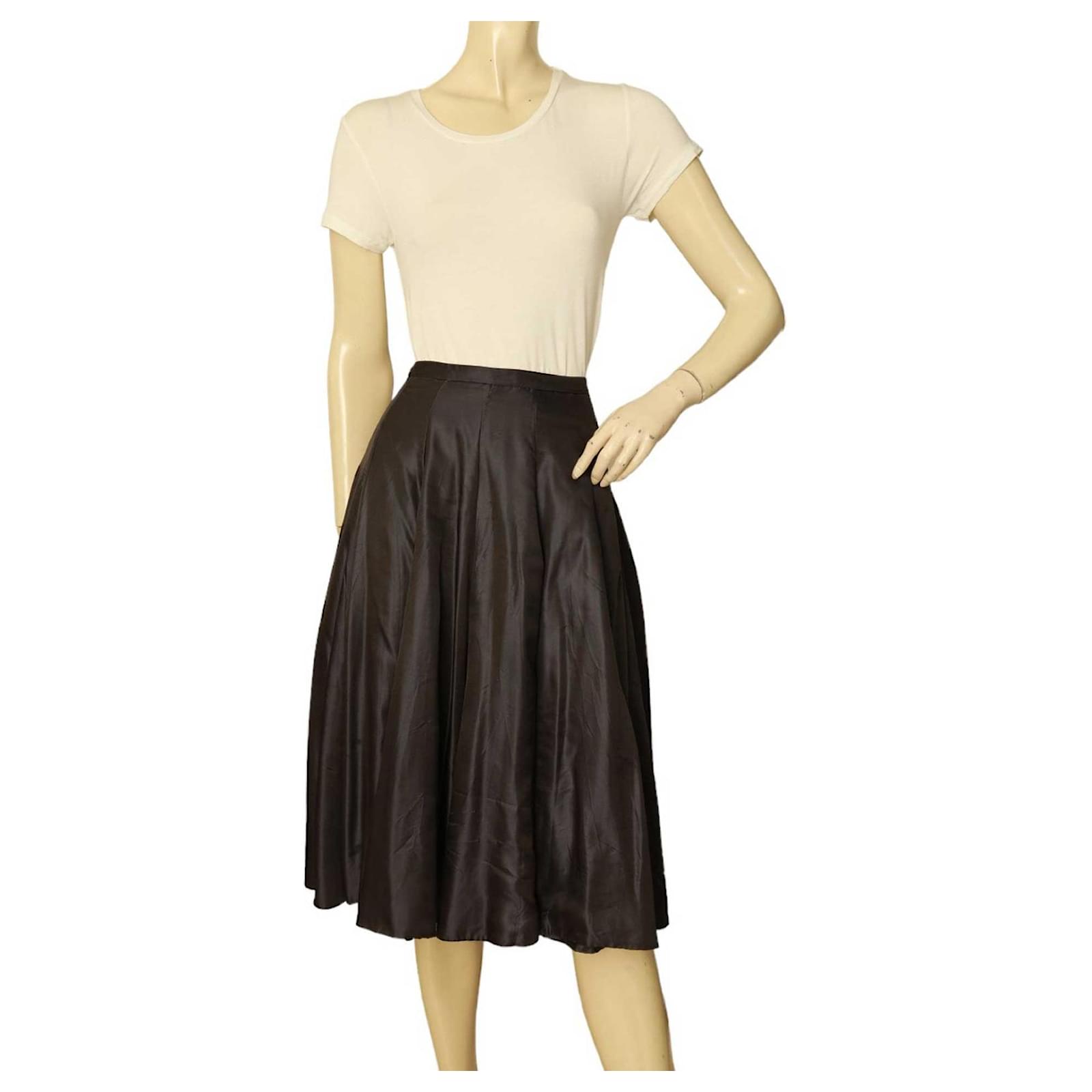 Miu Miu Gray Color Silky Pleated Side Zipper Knee Length