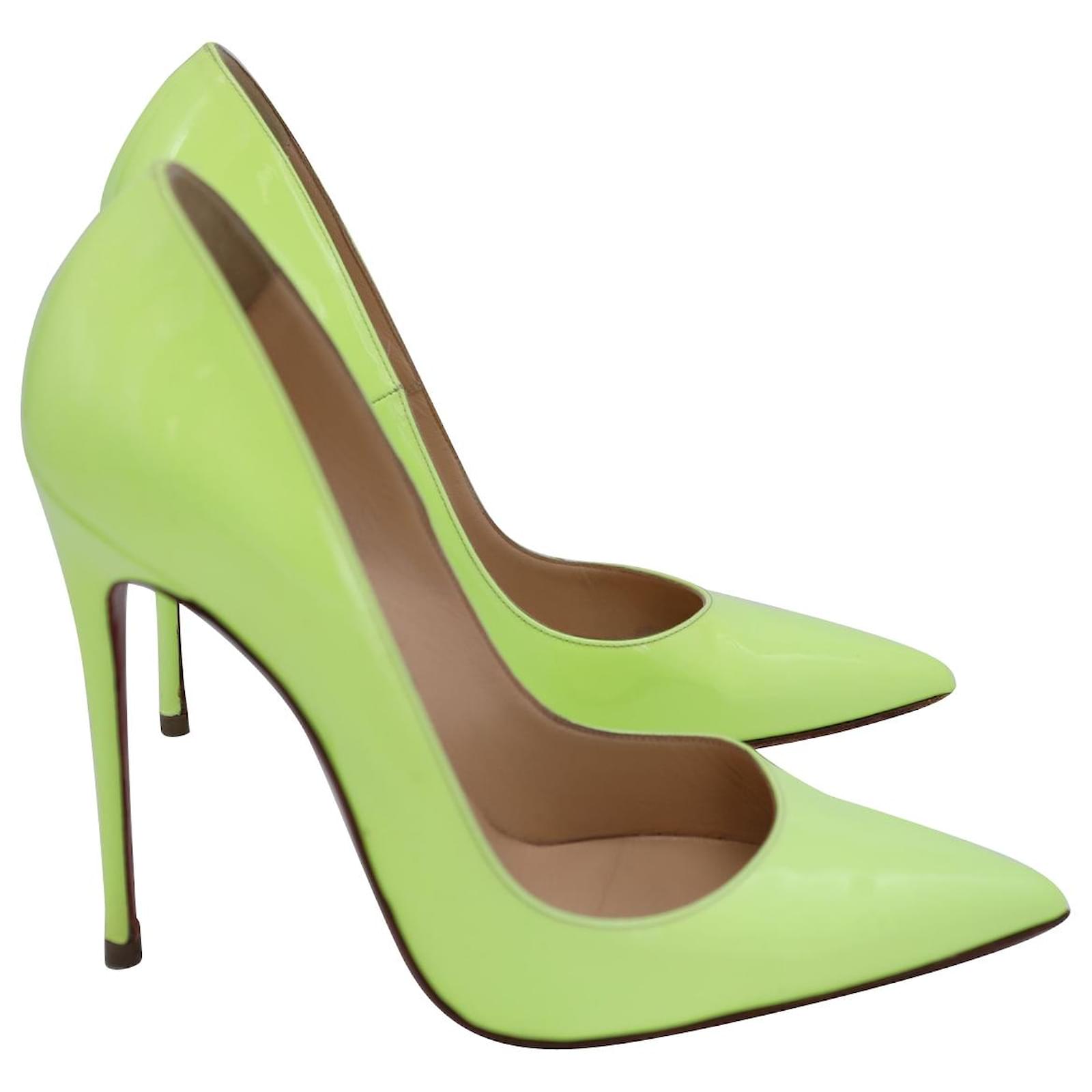 Louboutin verde hot sale