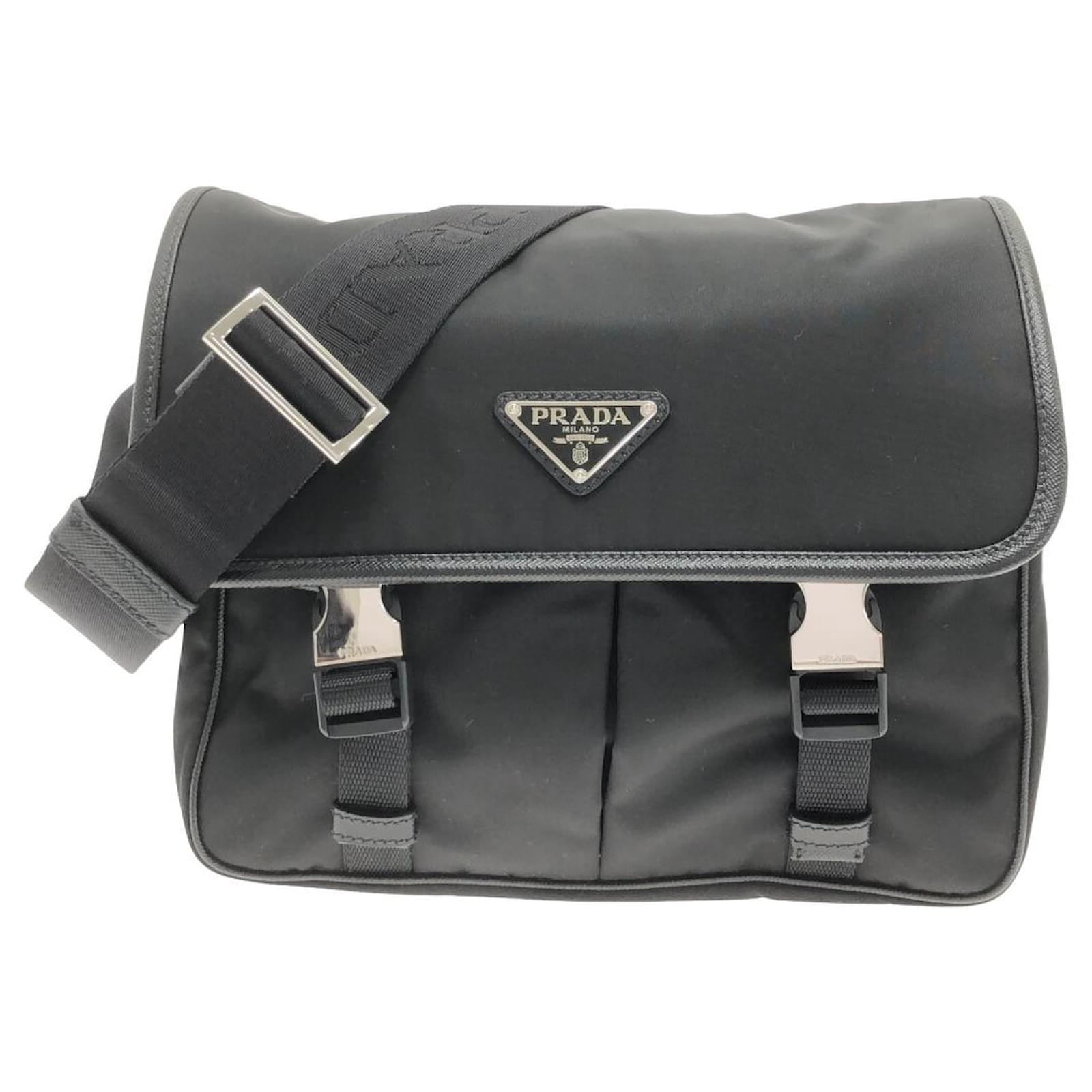 Prada Re-Nylon Black Synthetic ref.1099646 - Joli Closet