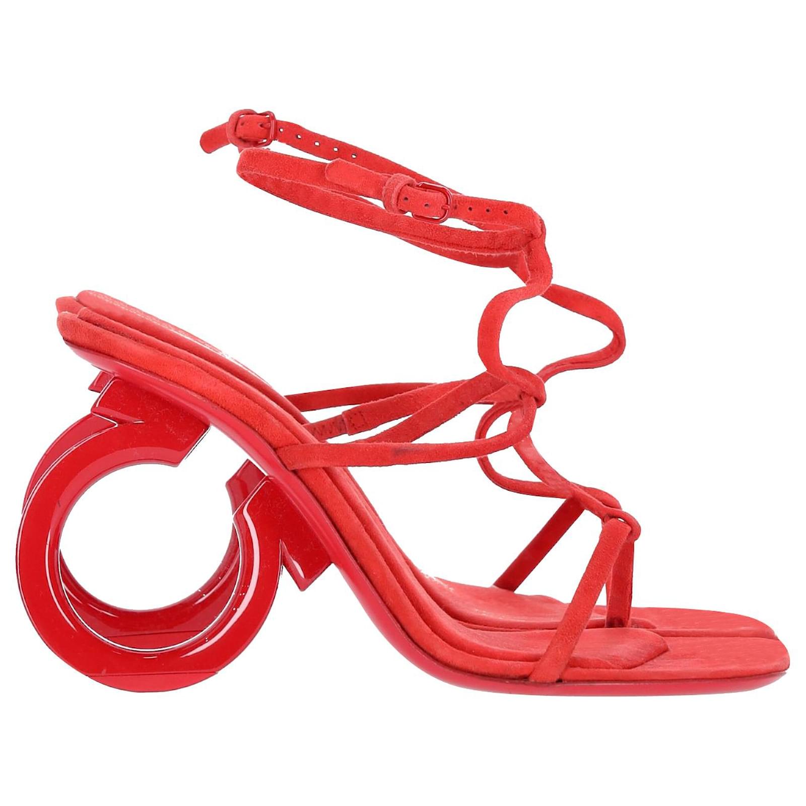 Salvatore Ferragamo Sandalias con tacón Ferragamo Aglalia Gancini