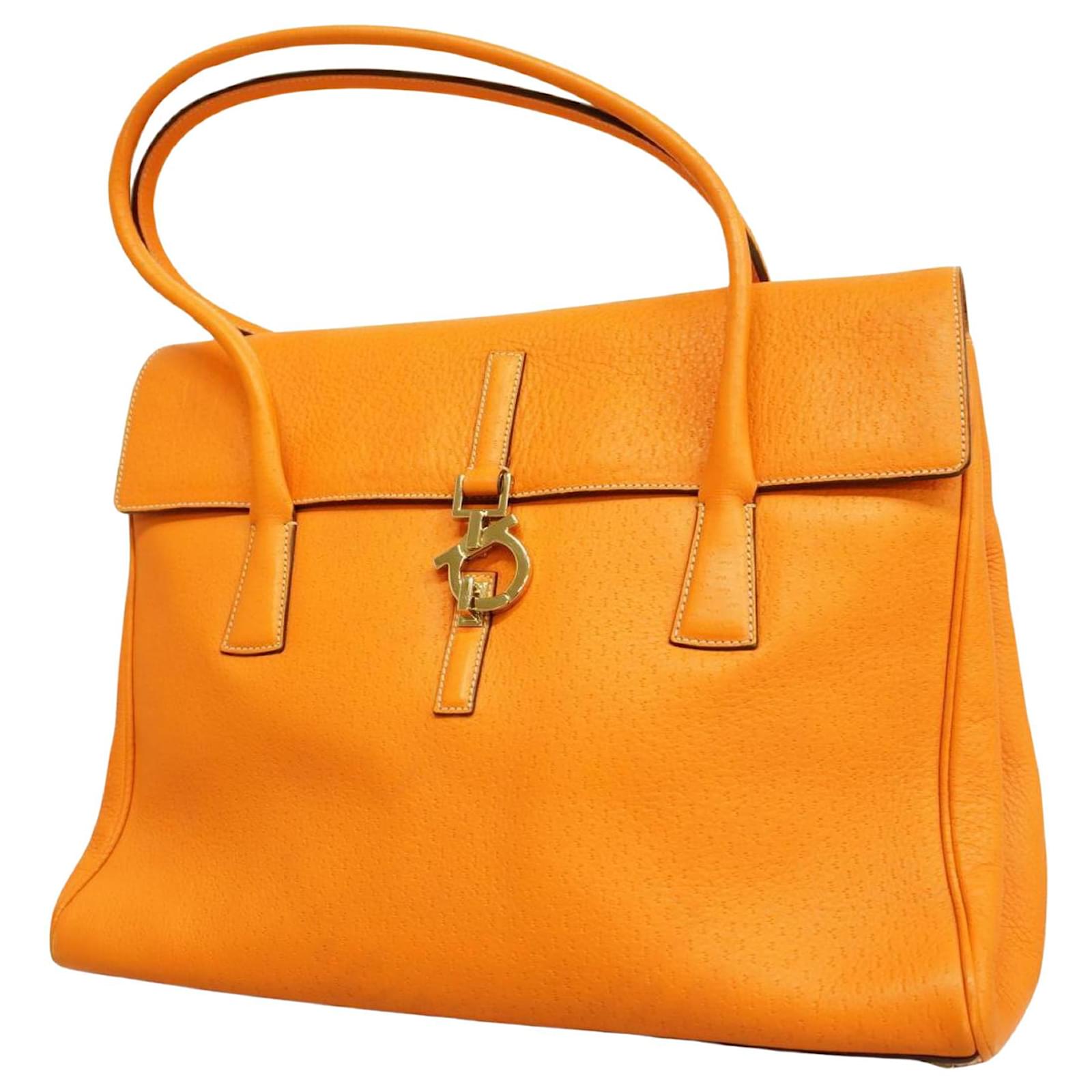 Salvatore Ferragamo - 美品✨Salvatore Ferragamo フェラガモ