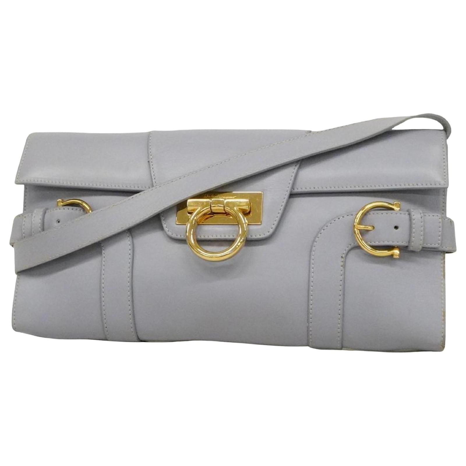 Ferragamo gancini clearance handbag