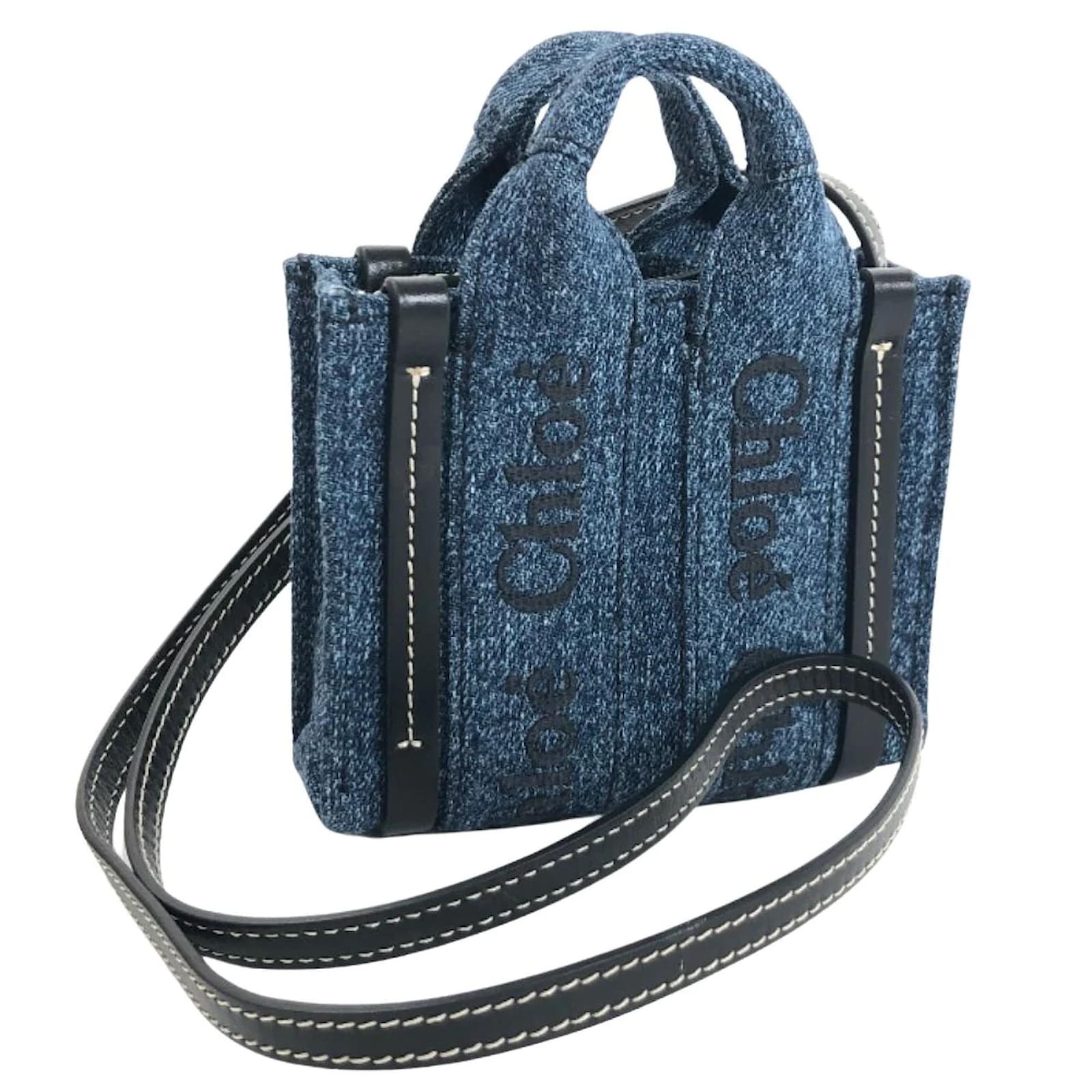 Chloé Borsa tote Woody in nano denim CHC23su235K3545D Blu Giovanni  ref.1123887 - Joli Closet