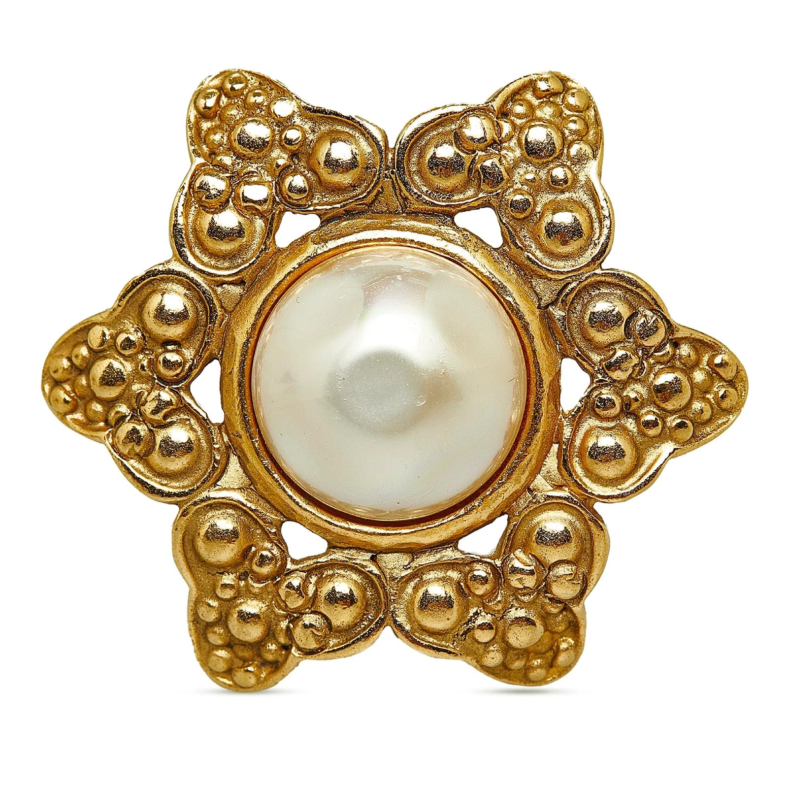 Chanel Pearl Pin & Brooche