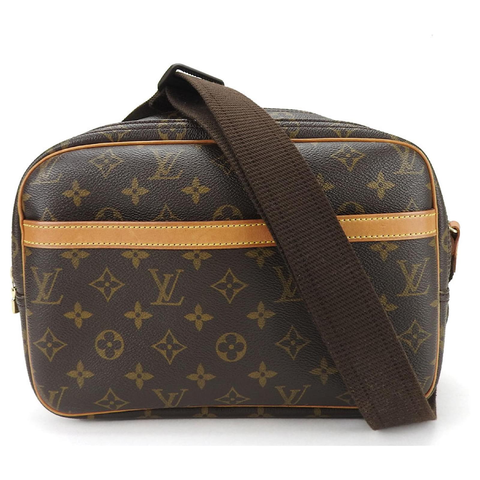 Louis hot sale vuitton reporter