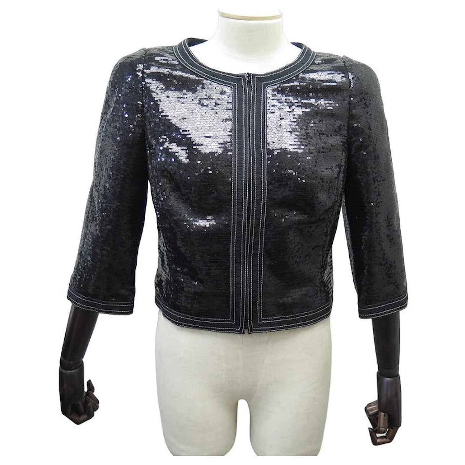 CHANEL SHORT ZIPPED JACKET WITH SEQUINS P45044V26650 M 40 CHANEL SHORT ZIPPED JACKET WITH SEQUINS P45044V26650 M 40