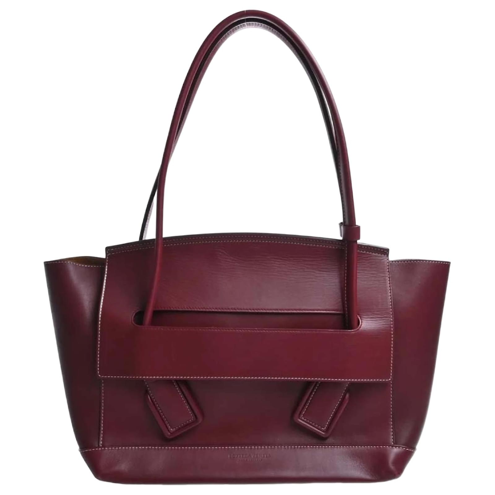 Bottega veneta hot sale arco 48