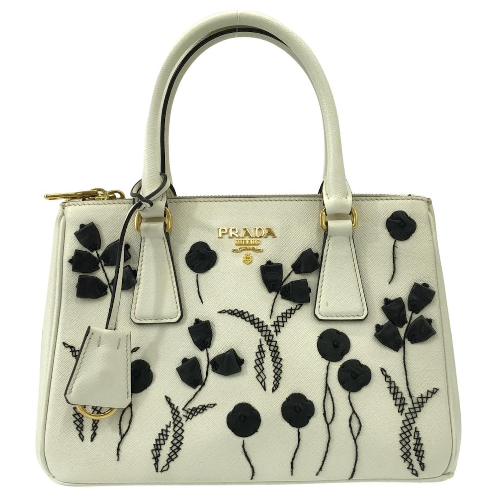 Saffiano Prada Galleria Beige Leather ref.1158807 Joli Closet