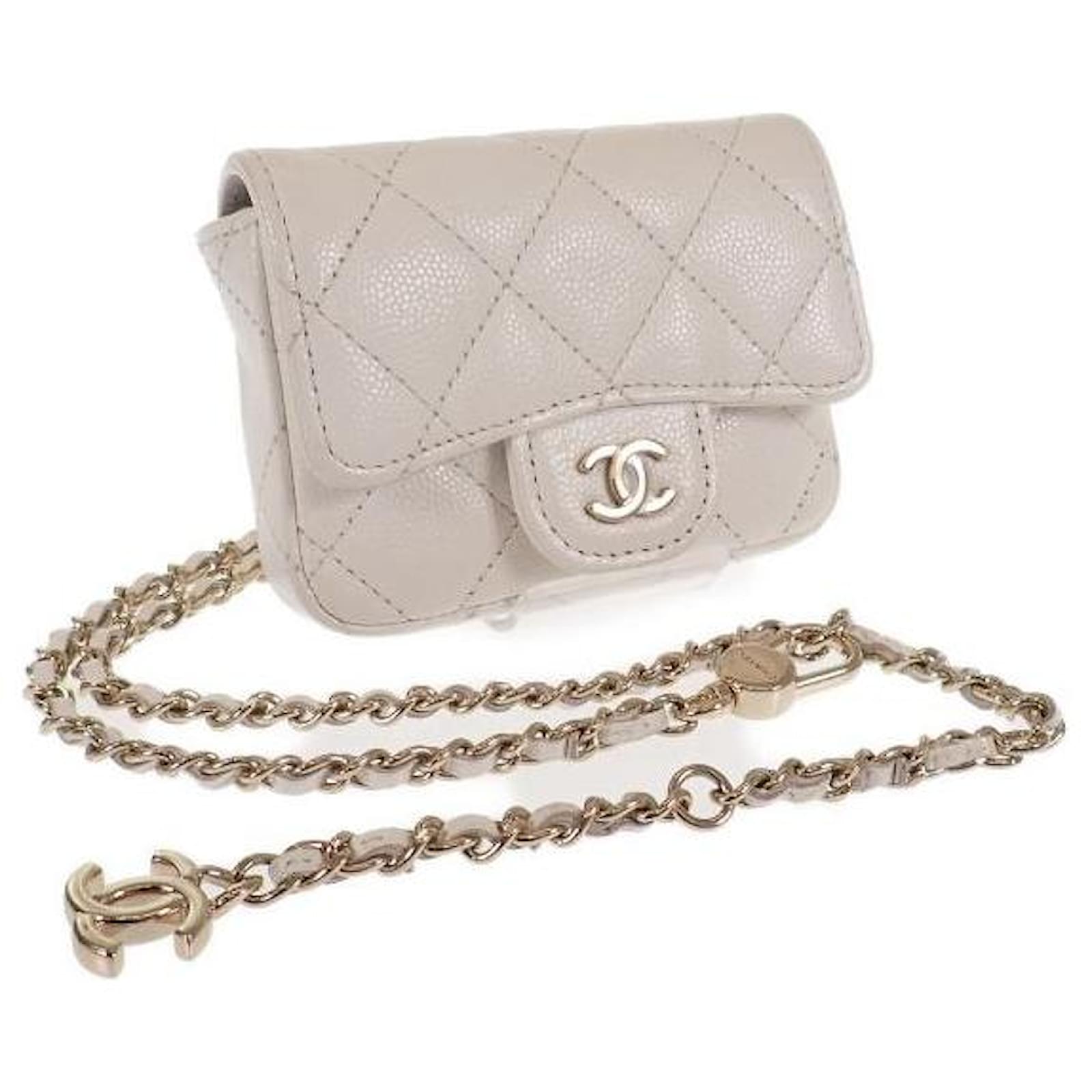 Chanel Ri onera acolchada CC Caviar AP1952 Y33352 10601 Blanco