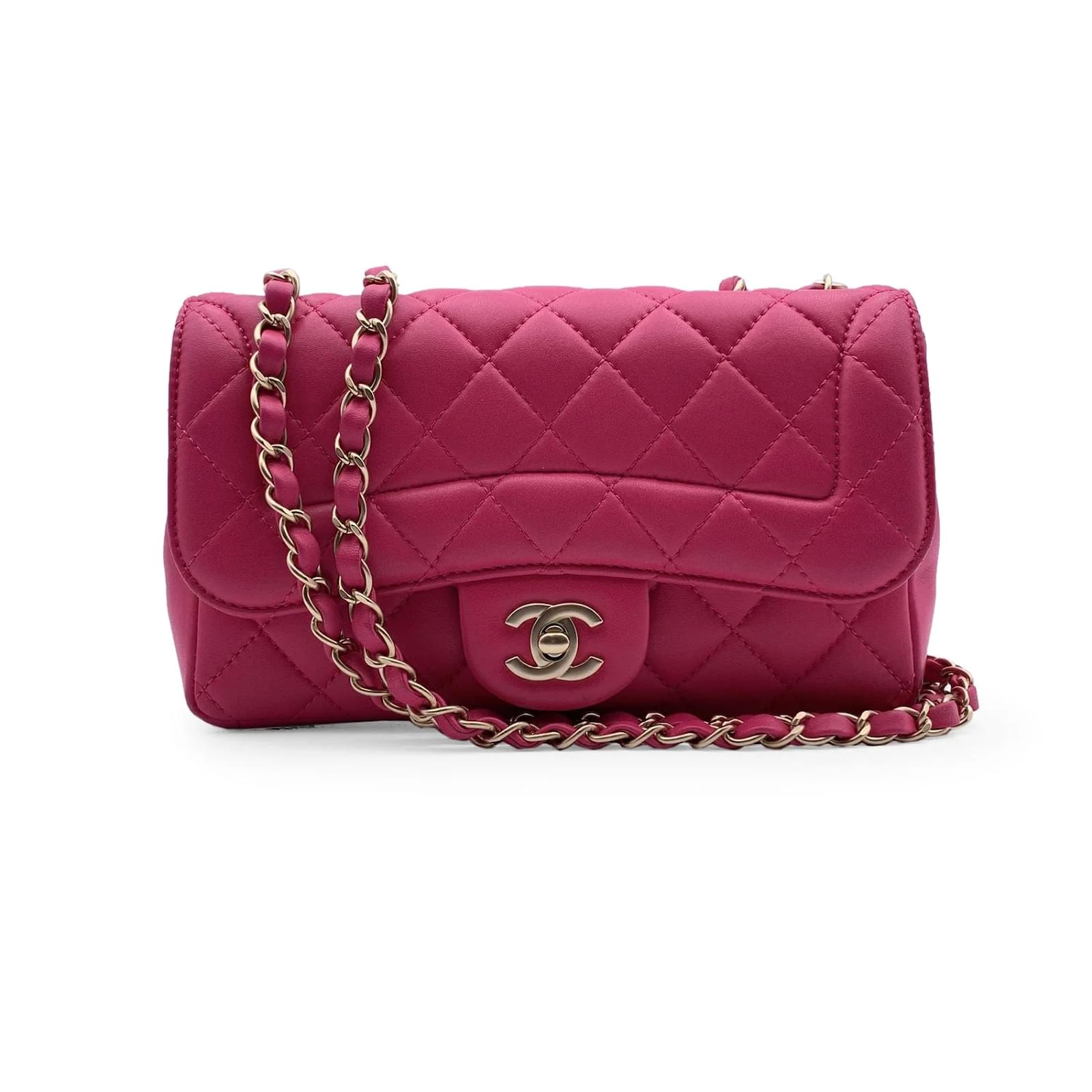 Chanel Umhängetasche Mademoiselle Pink Leder Joli Closet