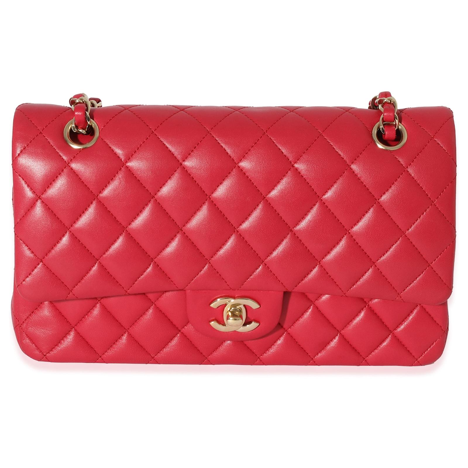 Sac à dos Chanel en cuir d'agneau matelassé rose foncé moyen