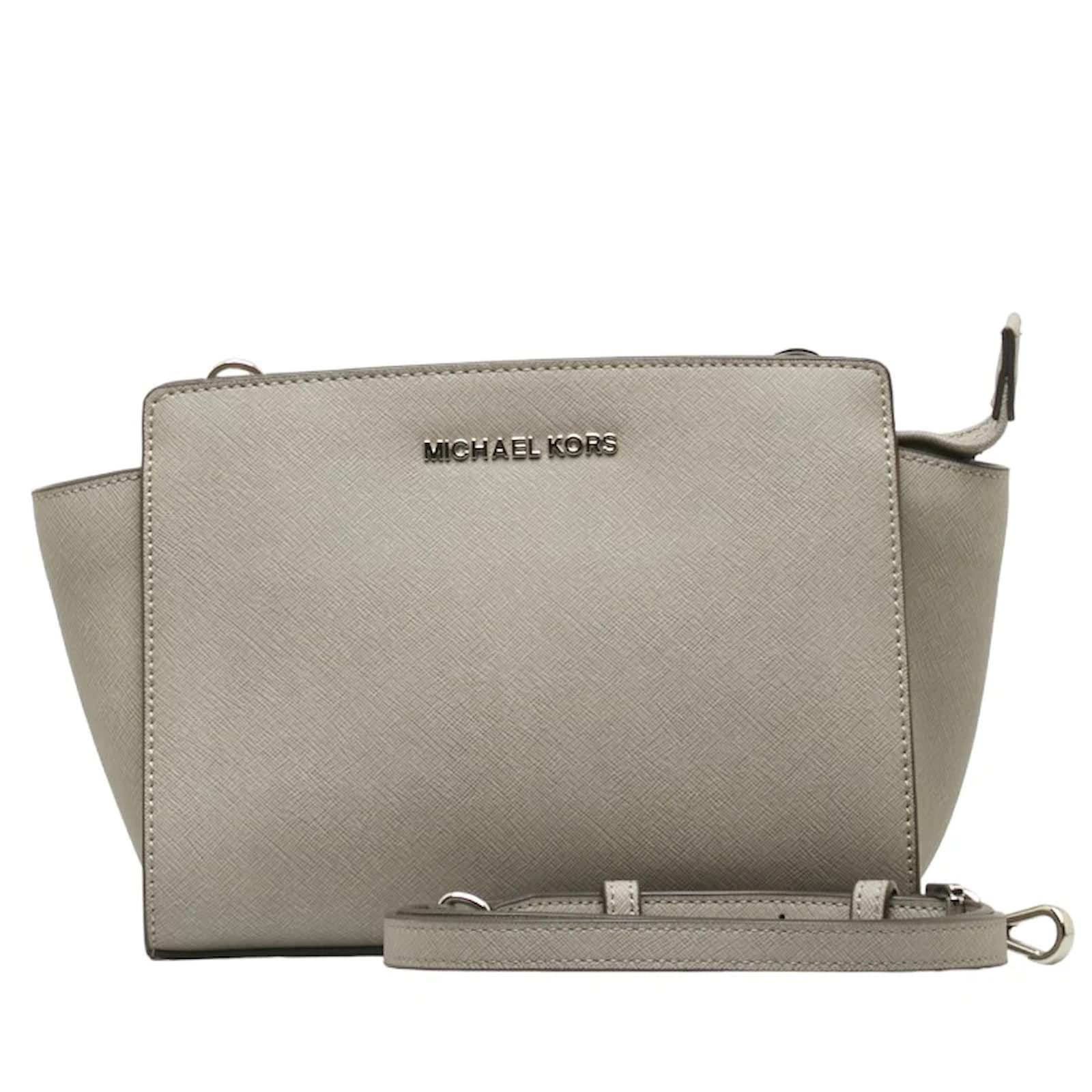 Michael kors mini selma hotsell