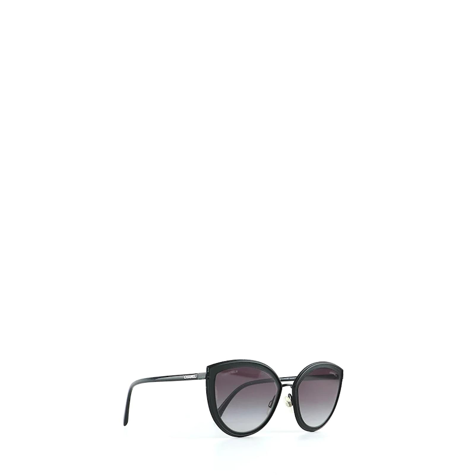 CHANEL Sunglasses T. metal Black ref.1225080 Joli Closet