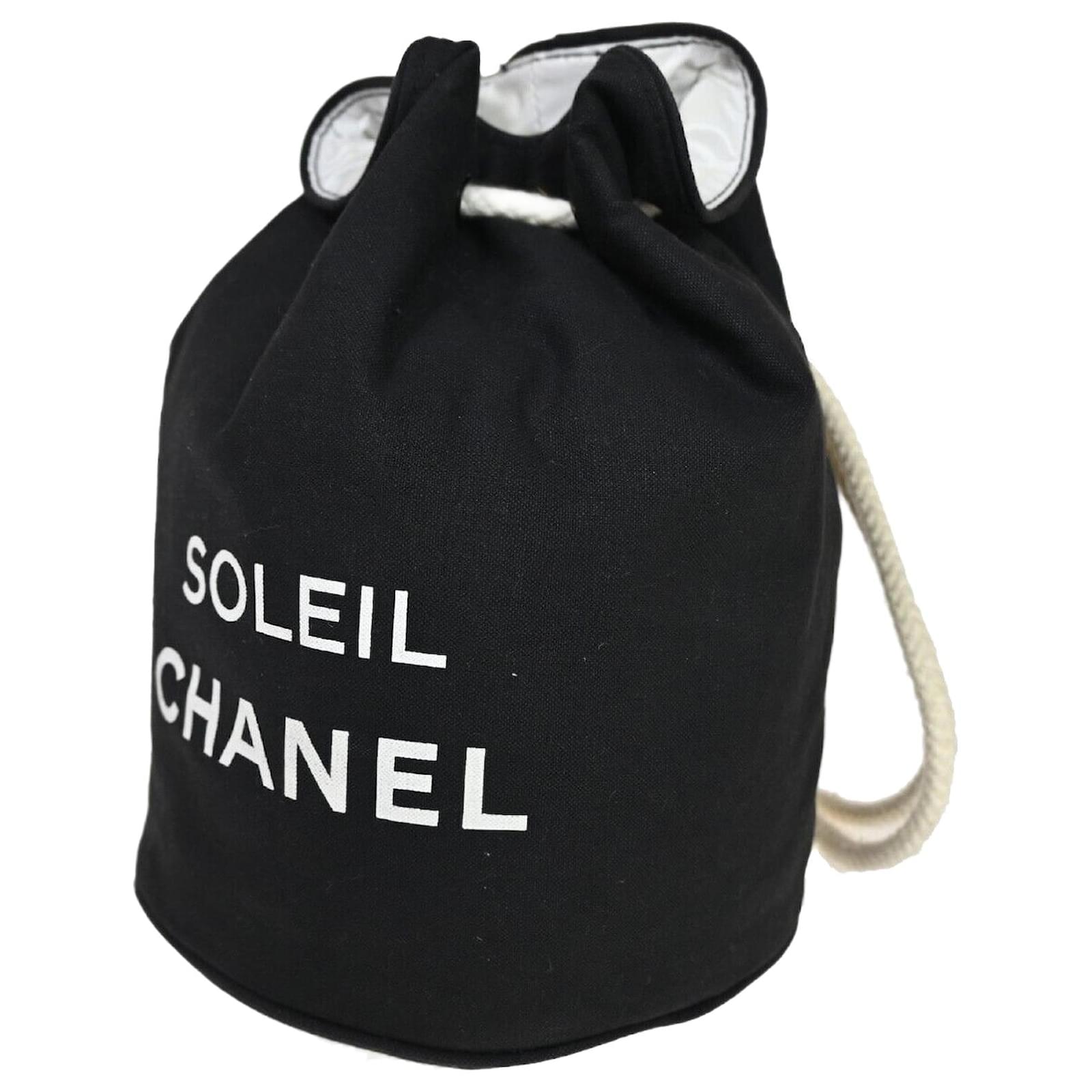 Chanel Drawstring Black Cloth ref.1263737 - Joli Closet