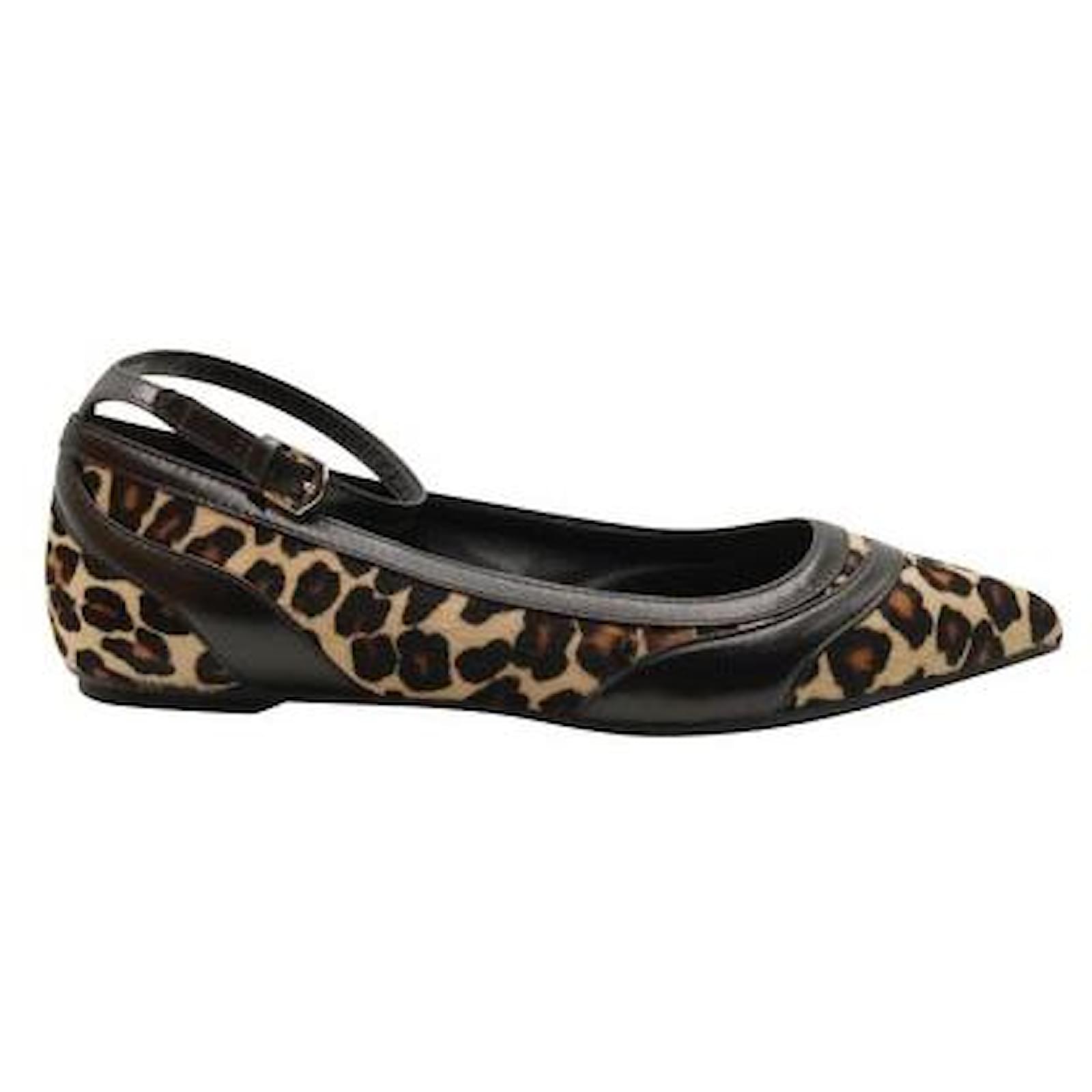 Tod S Leopard Print Flats With Ankle Strap ref.1284632 Joli Closet