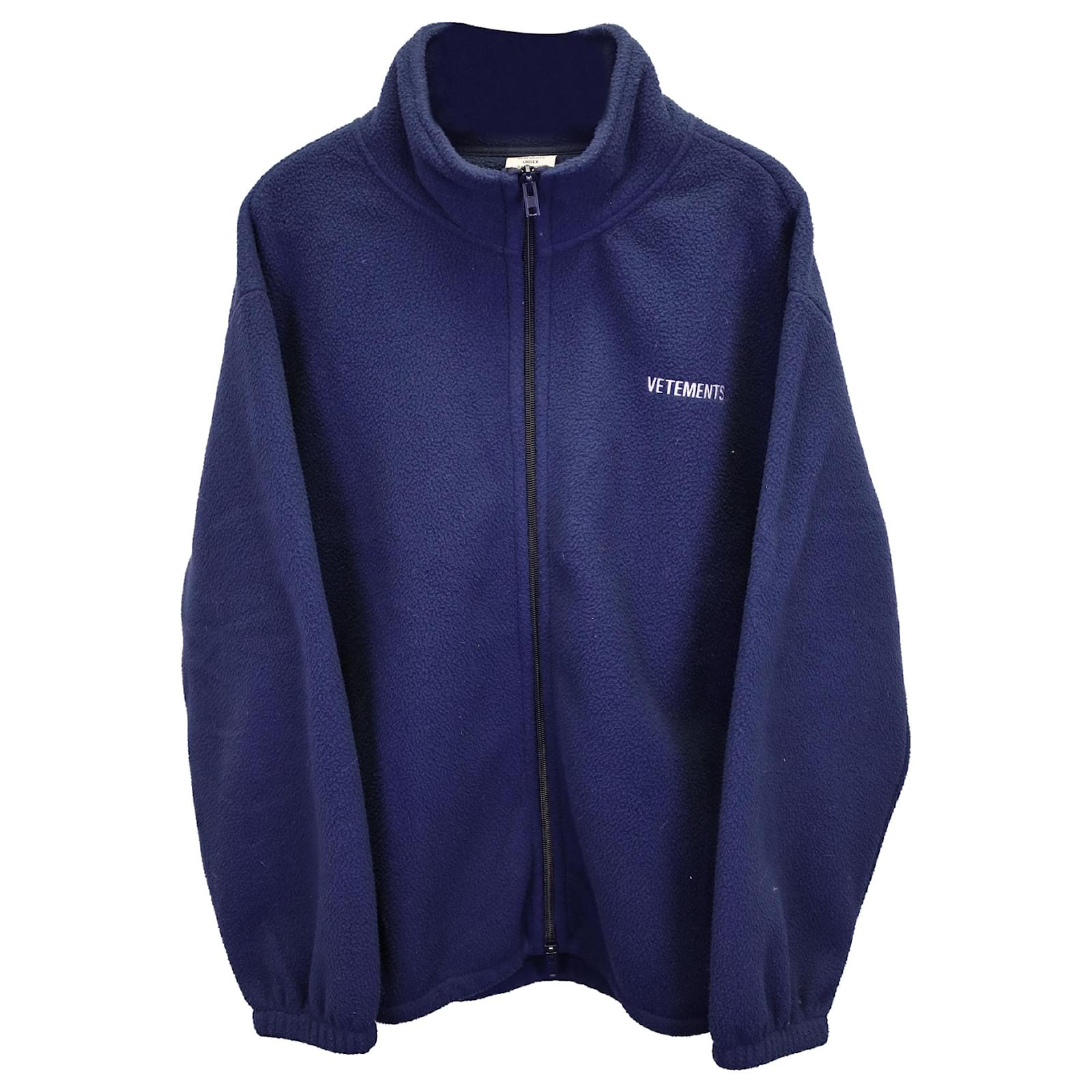 Vêtements Vetements Oversized Logo Fleece Jacket in Blue Polyester  ref.1292283 - Joli Closet