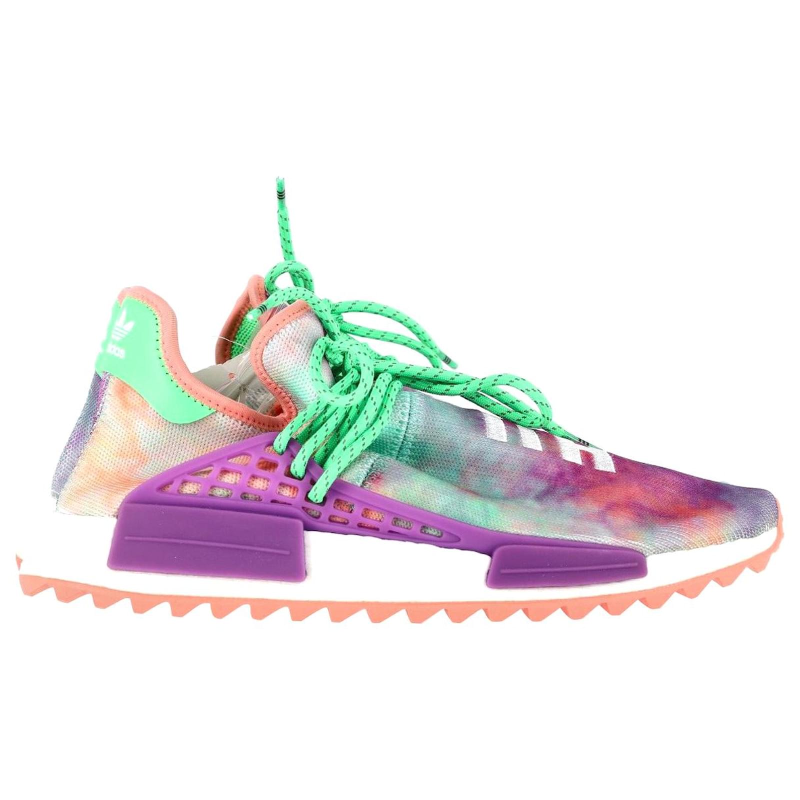 Autre Marque Zapatillas Pharrell x Adidas NMD Hu Trail Holi en poliester verde flash y morado laboratorio Impresion de piton ref.1292743 Joli Closet