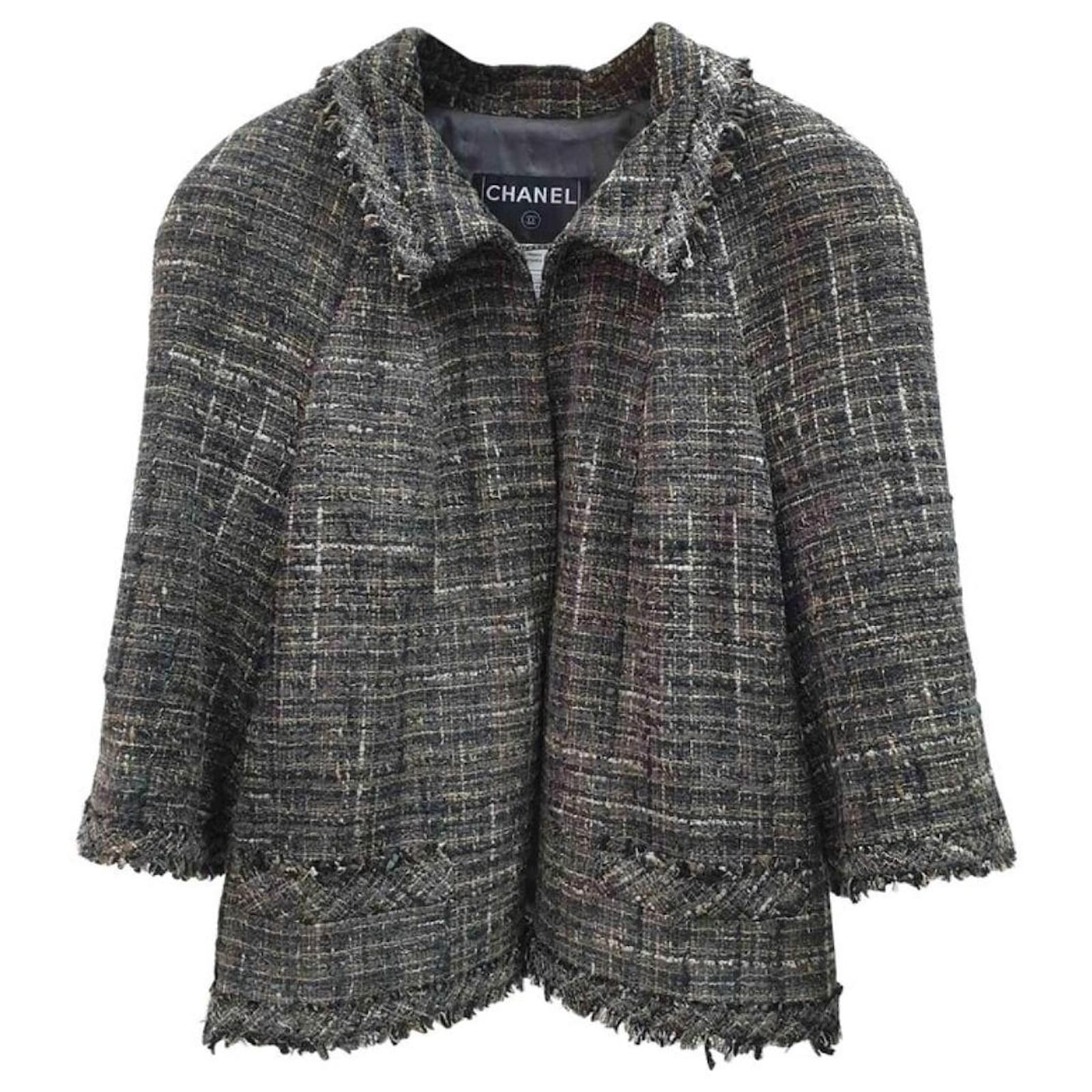 Chanel Fringe Tweed Jacket Dark grey ref.1316125 - Joli Closet
